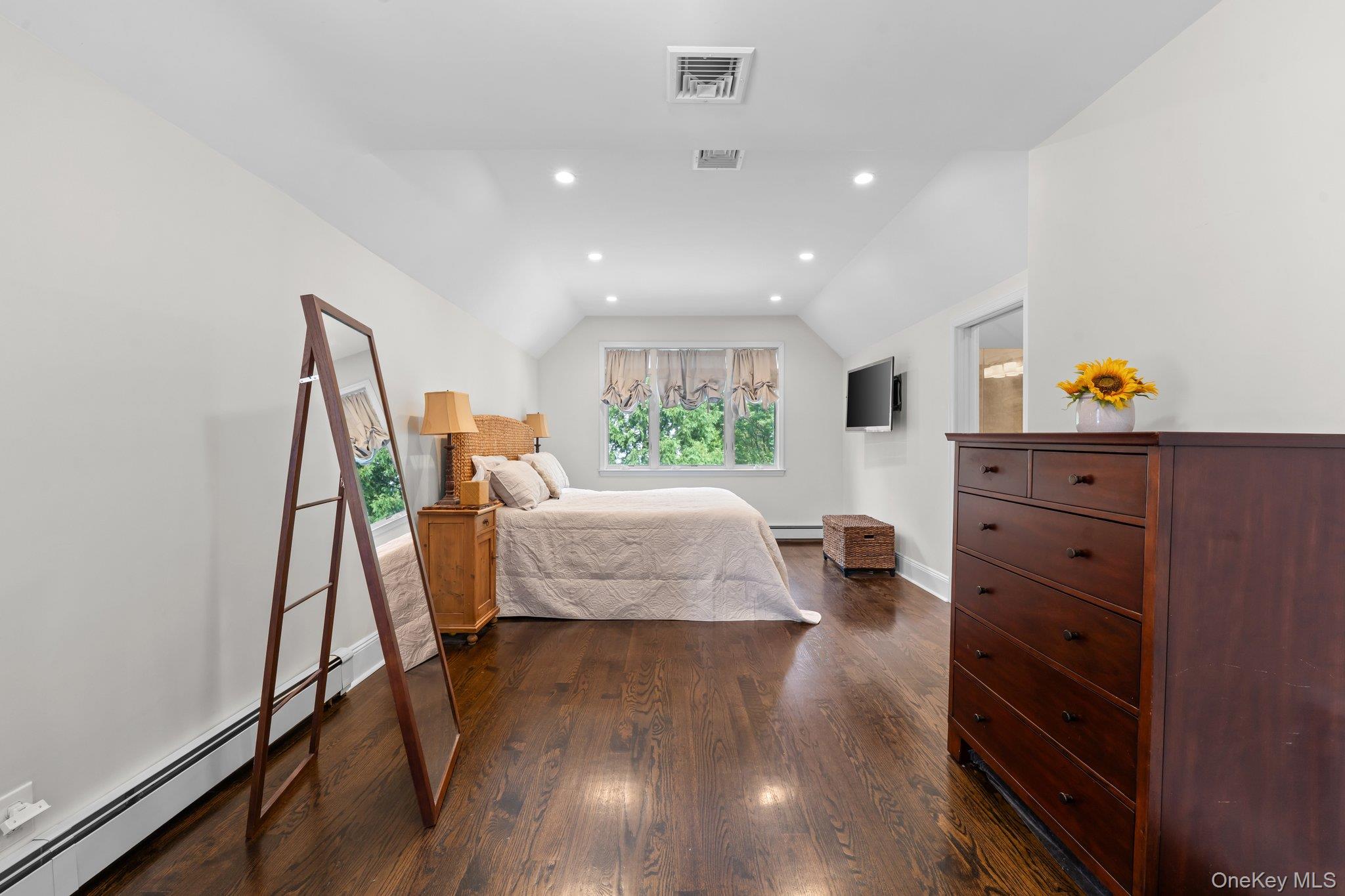 33 Ogden Avenue Property Photo 16