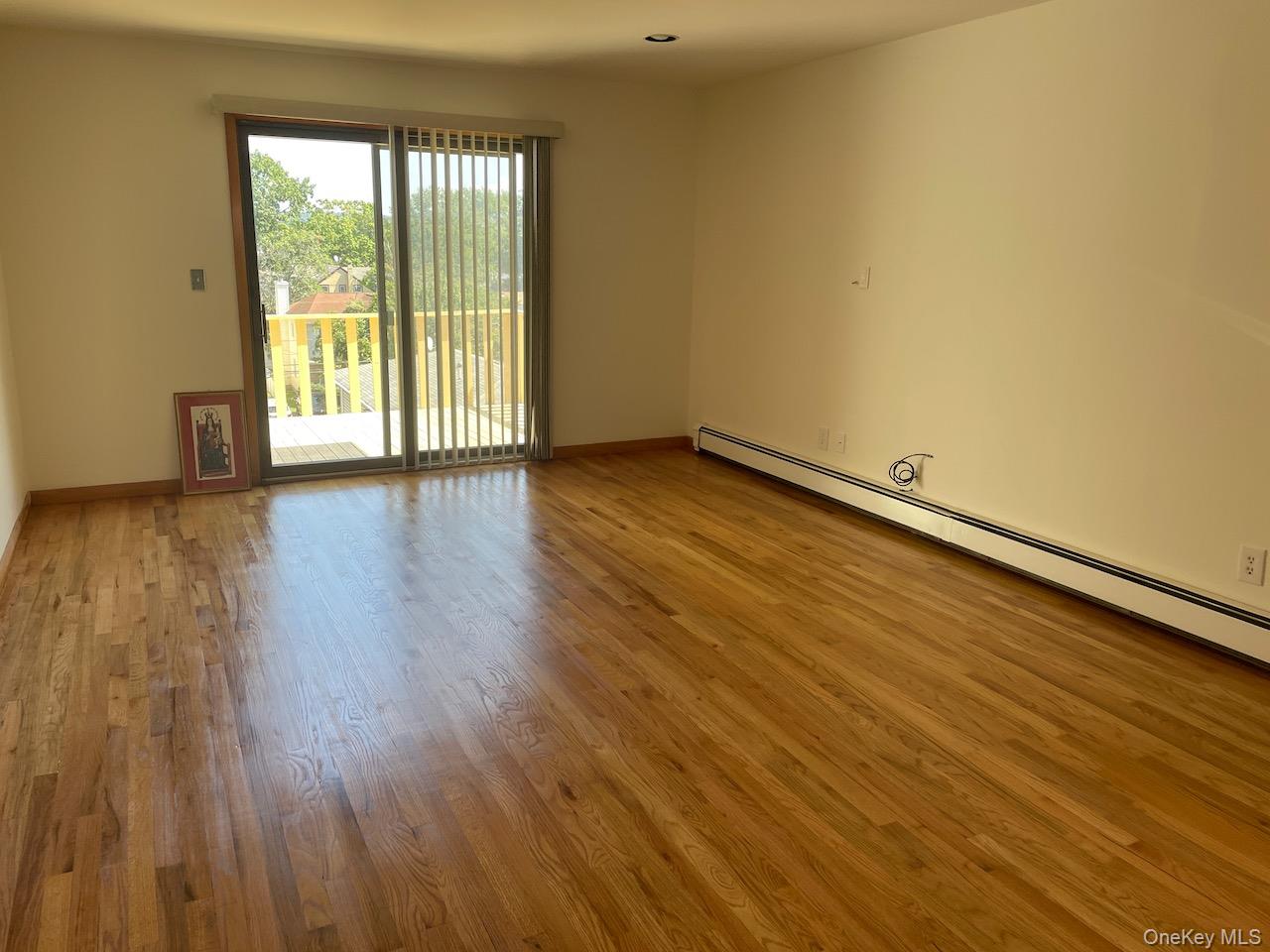 58 Marwood Road Left Side Property Photo 3