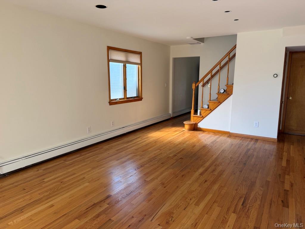 58 Marwood Road Left Side Property Photo 18