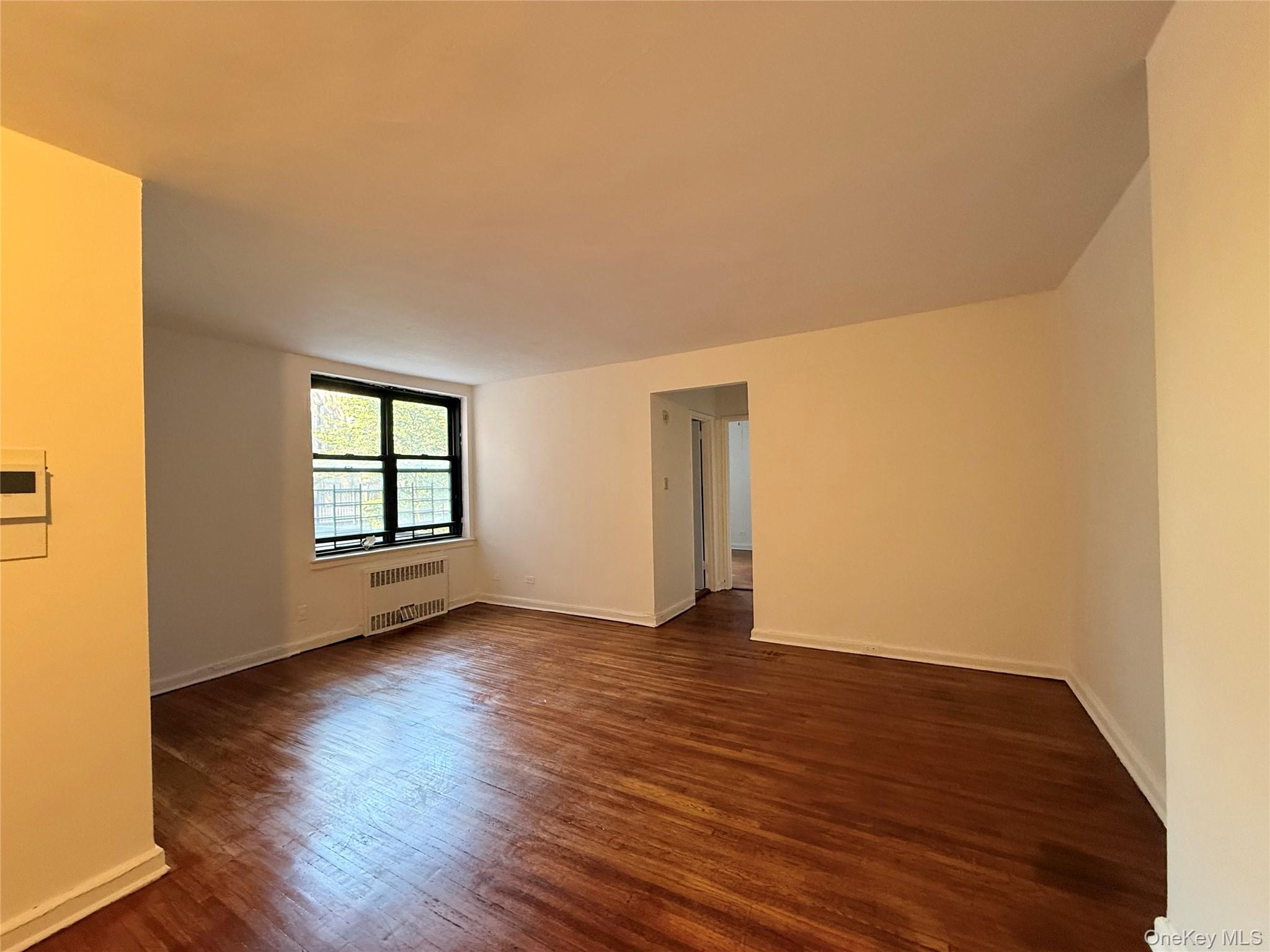11250 Northern Boulevard 1a Property Photo 2