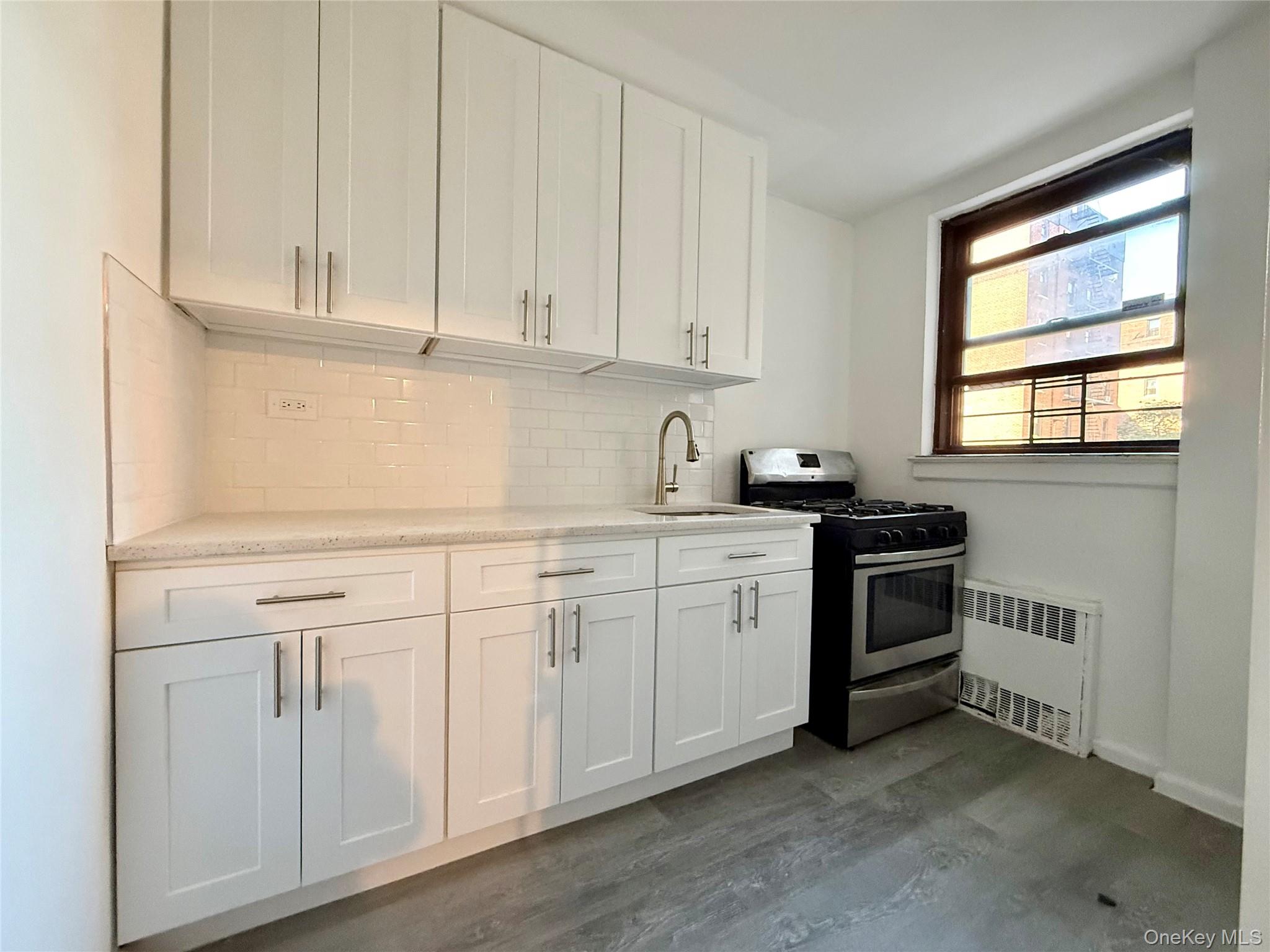 11250 Northern Boulevard 1a Property Photo 6