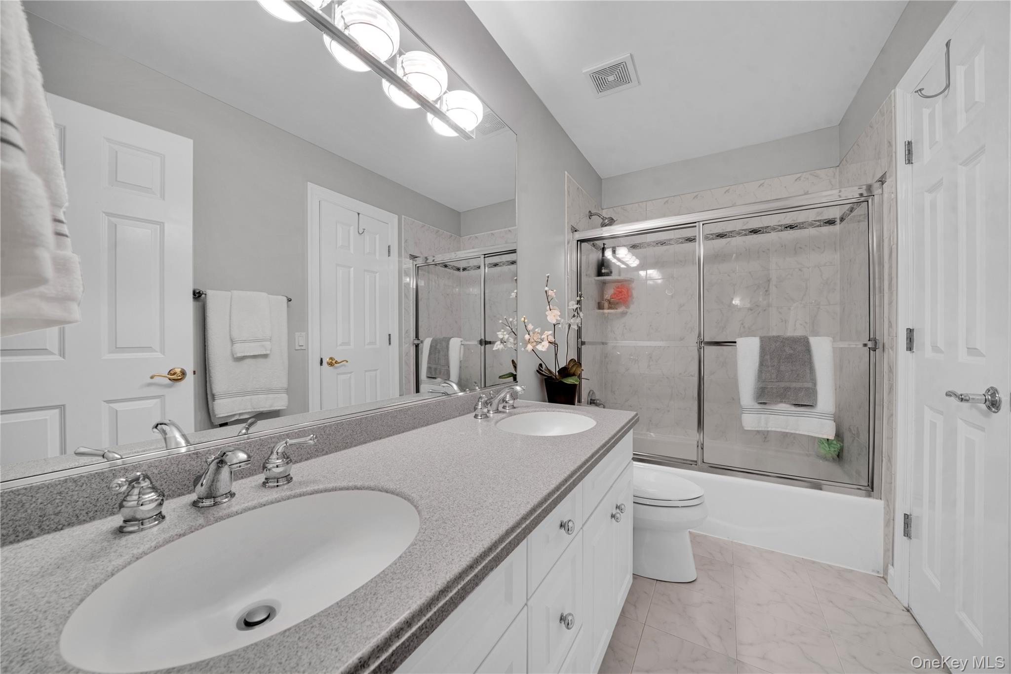 11 Croyden Lane Property Photo 28