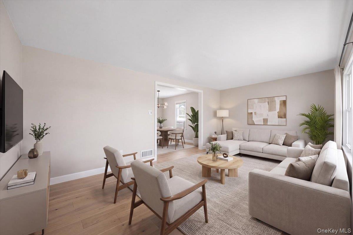 132 Nassau Street Property Photo 7