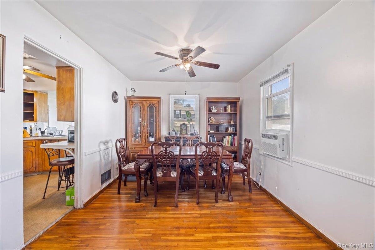 132 Nassau Street Property Photo 8