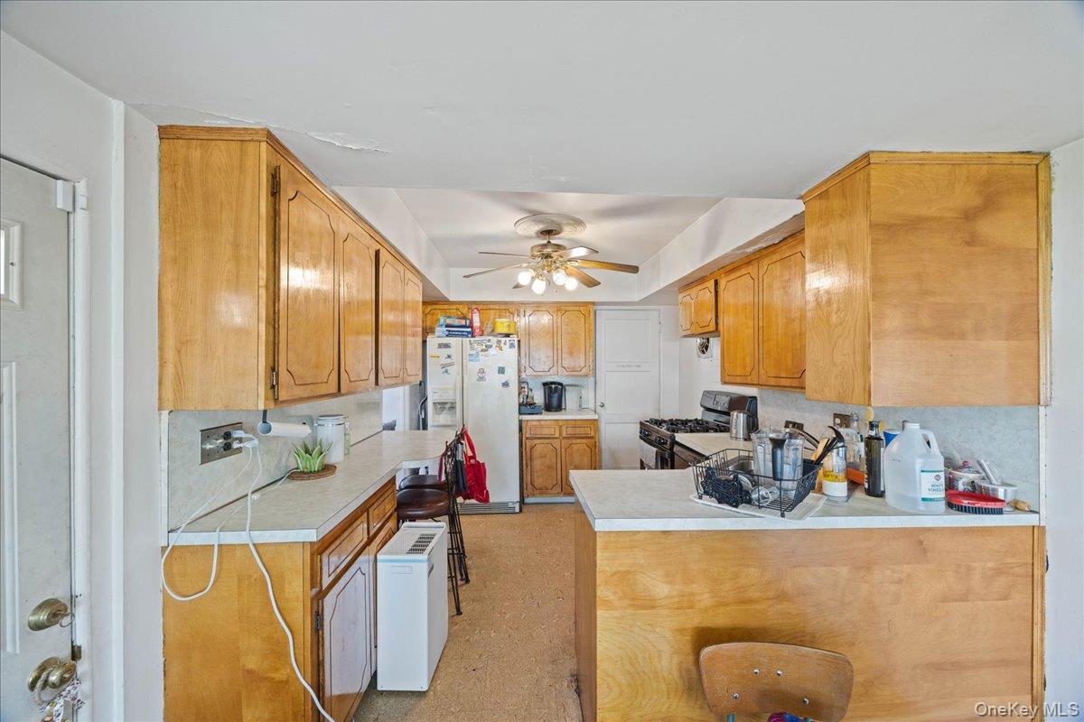 132 Nassau Street Property Photo 10