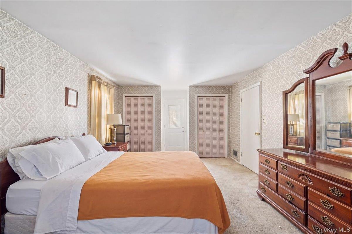 132 Nassau Street Property Photo 24