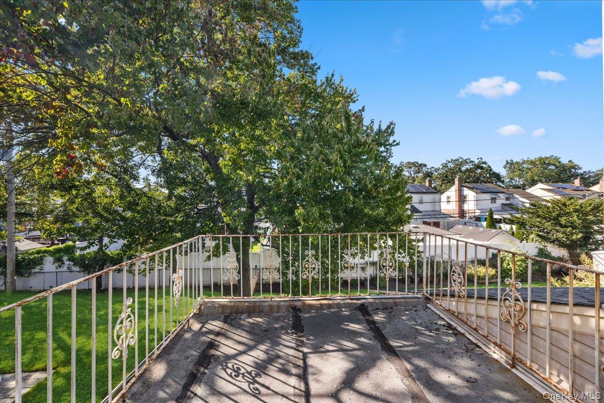 132 Nassau Street Property Photo 25