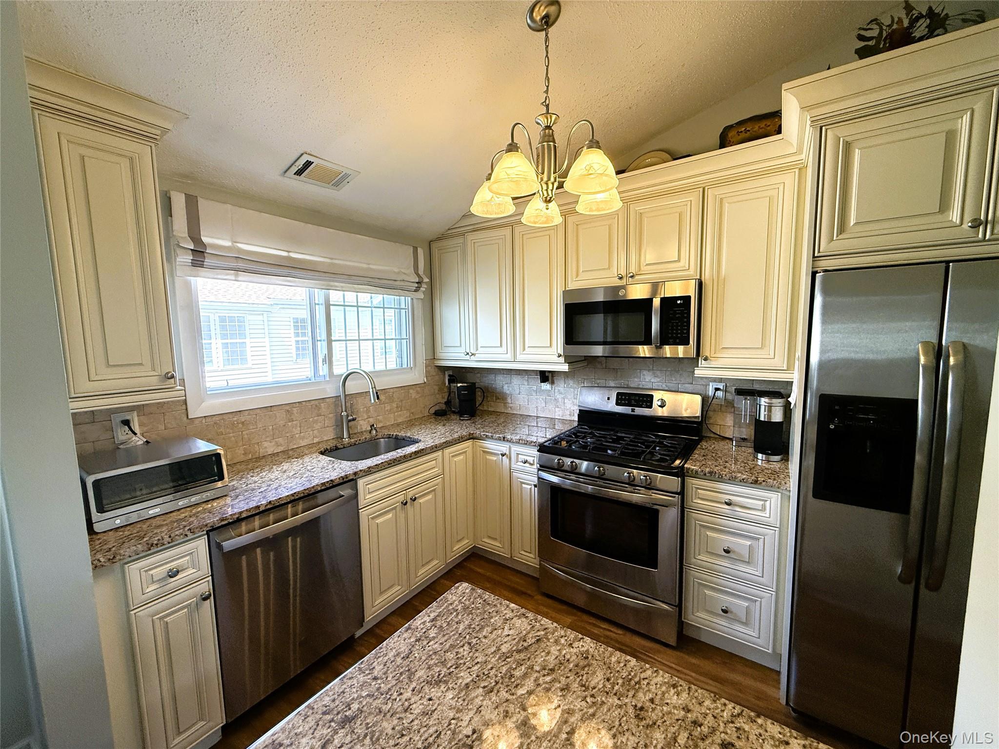 3211 Whispering Hills Property Photo 1