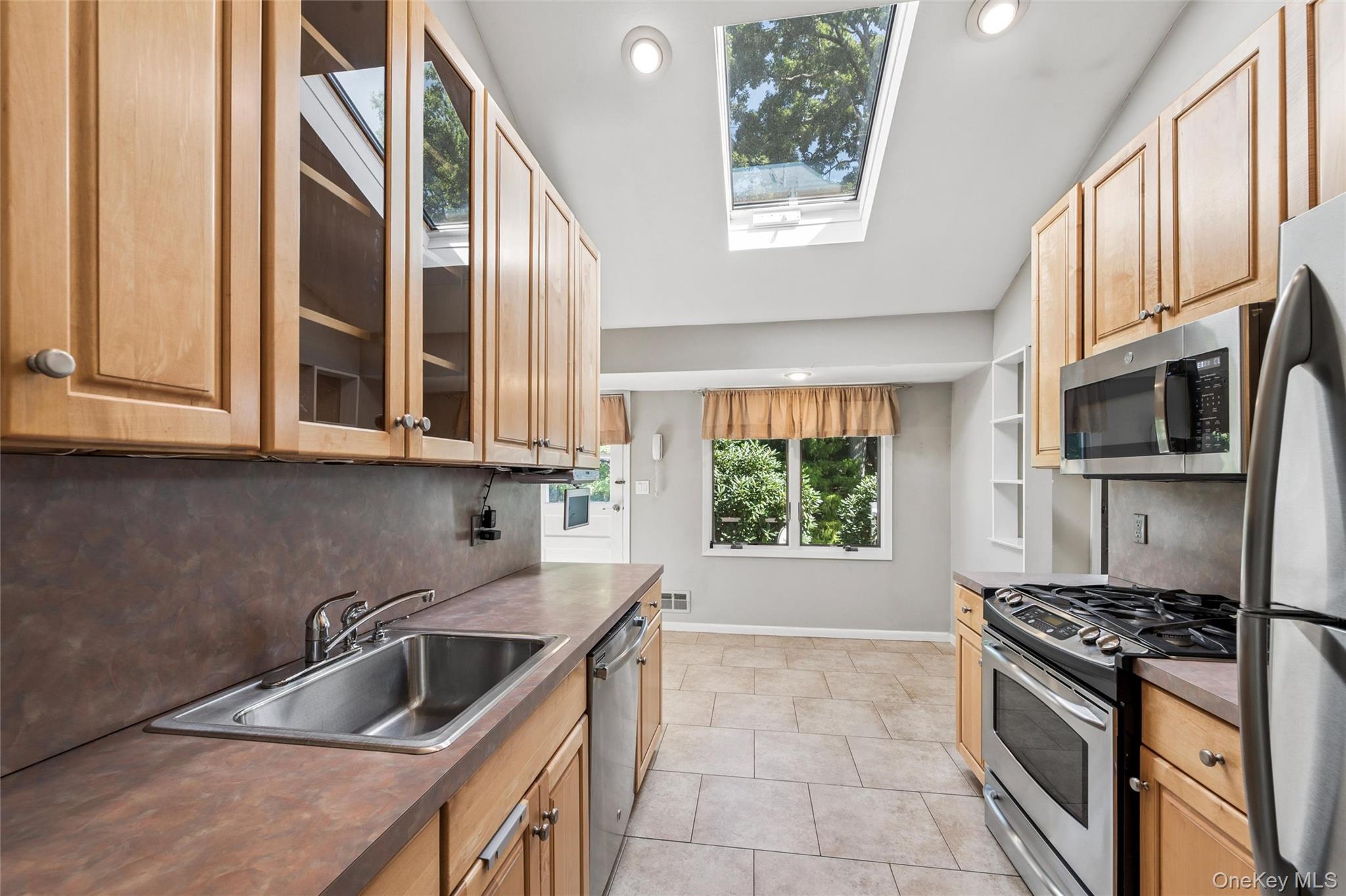 5 Kenny Street Property Photo 11