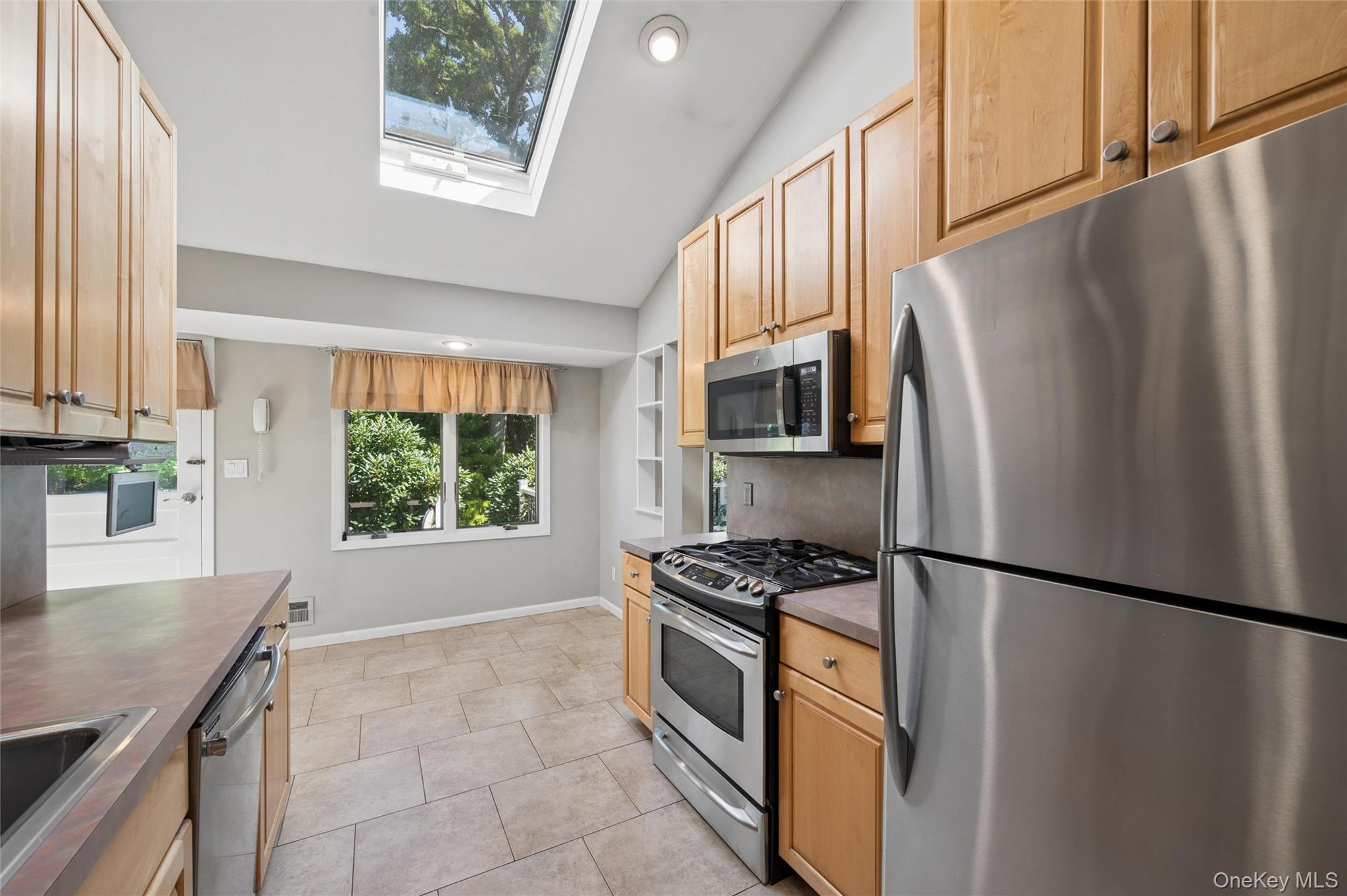 5 Kenny Street Property Photo 12