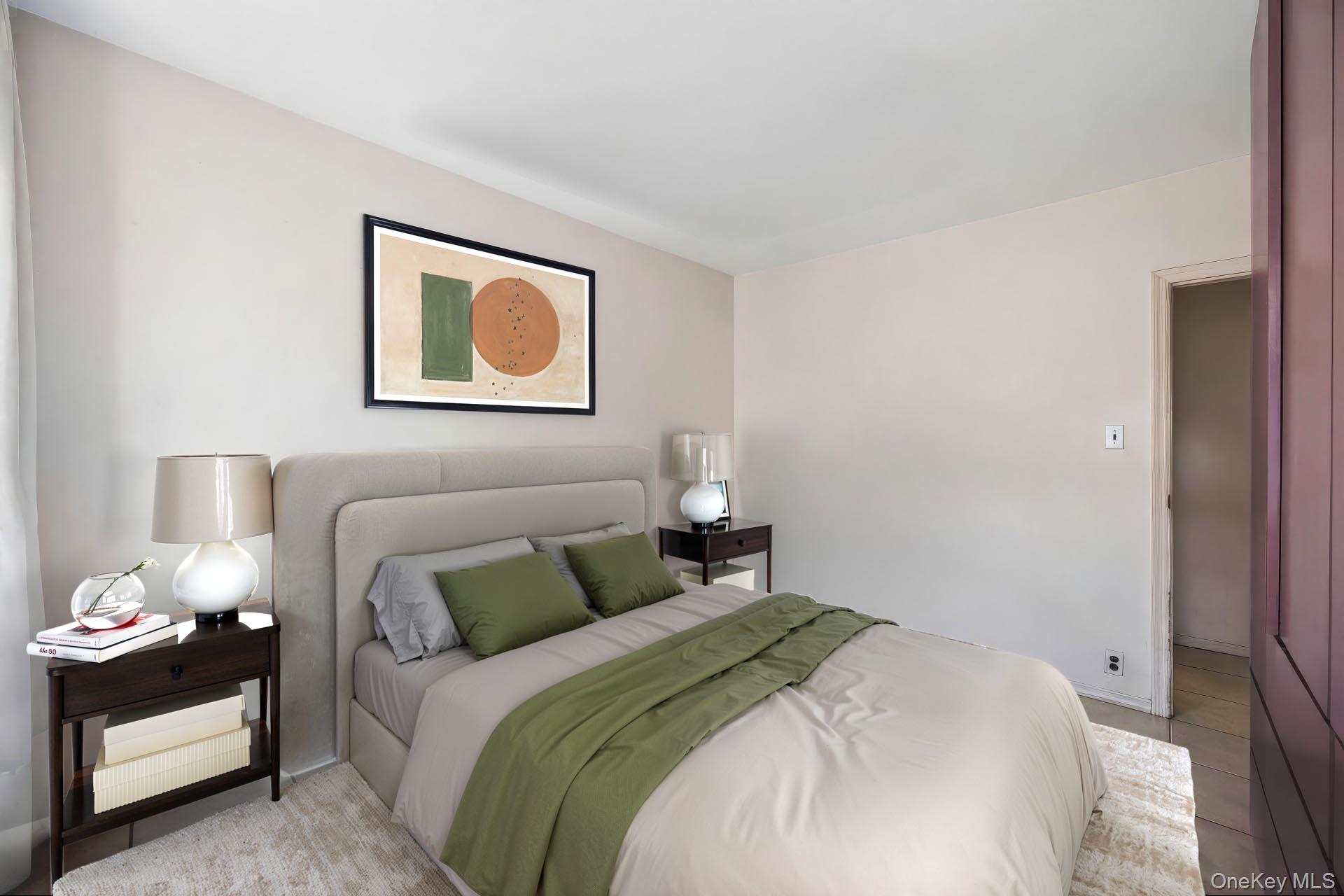 21-08 Ditmars Boulevard Property Photo 17