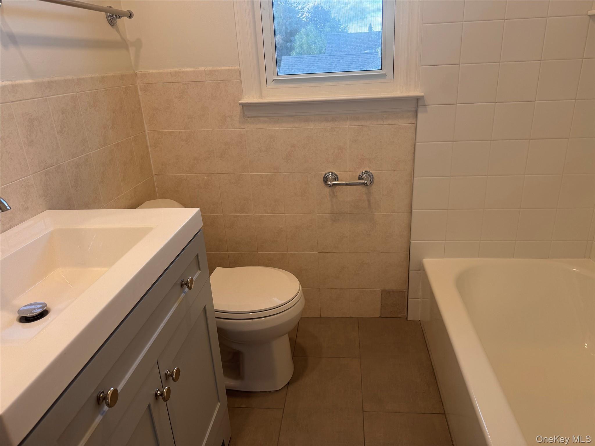 36 Congers Road 4 Property Photo 12