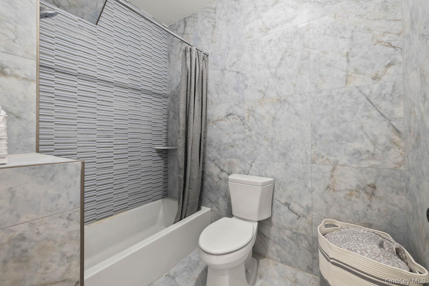 1047026 Property Photo 16