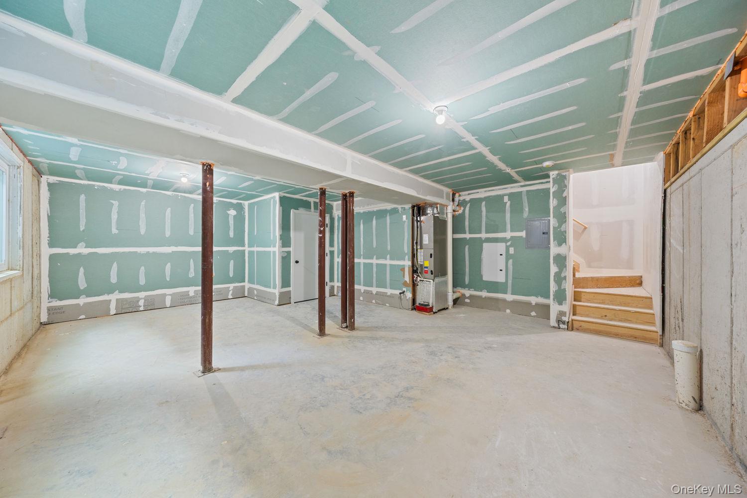 1047026 Property Photo 18