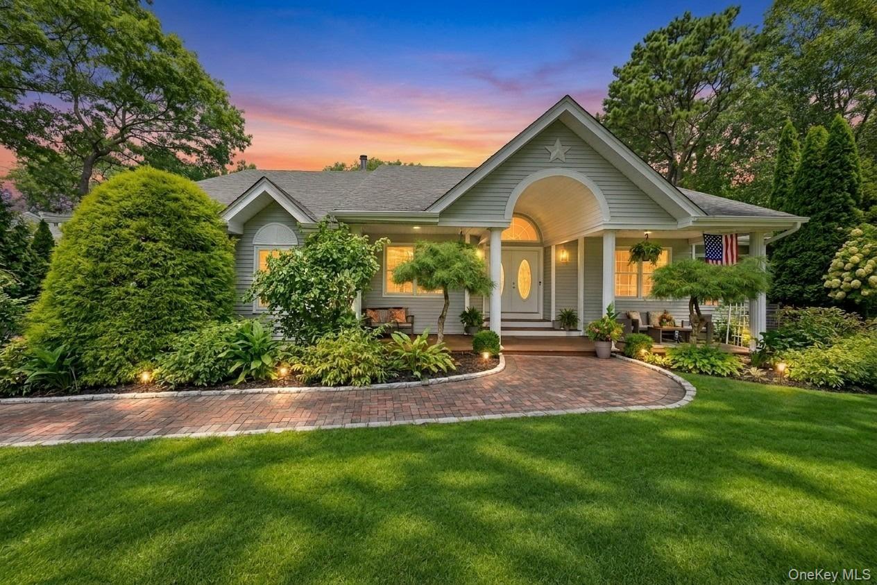 7 Wood Hollow Drive Property Photo 1