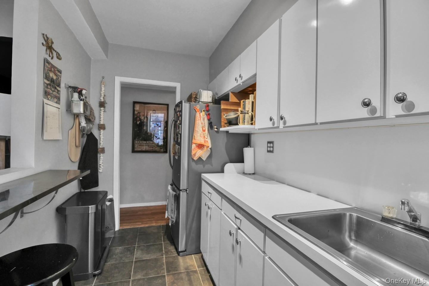 35-40 75th Street 5b Property Photo 10