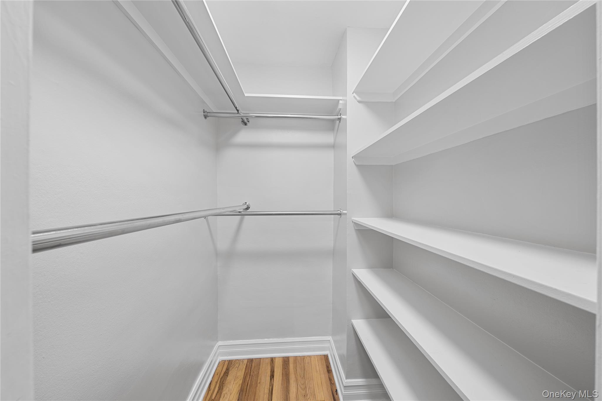 3 Sadore Lane 6x Property Photo 10