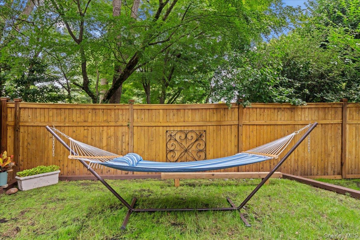 40 Branford Road Property Photo 32