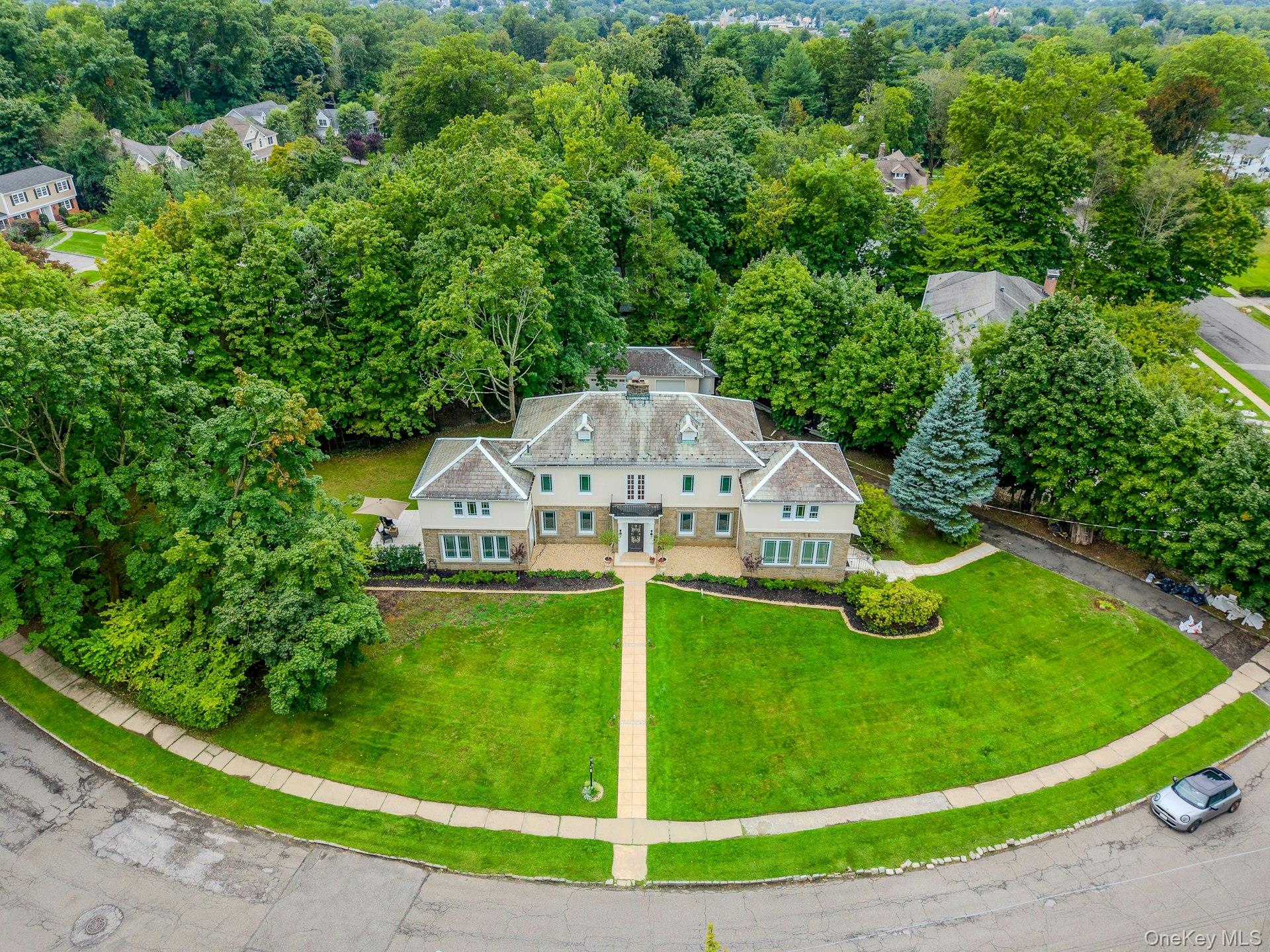 50 Forest Circle Property Photo 2