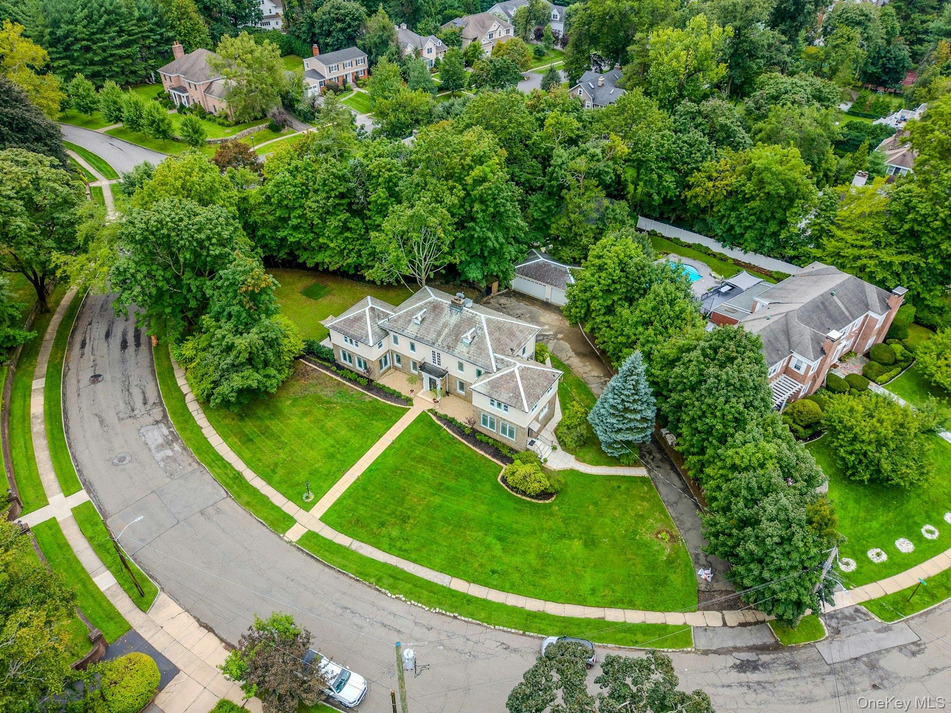 50 Forest Circle Property Photo 32