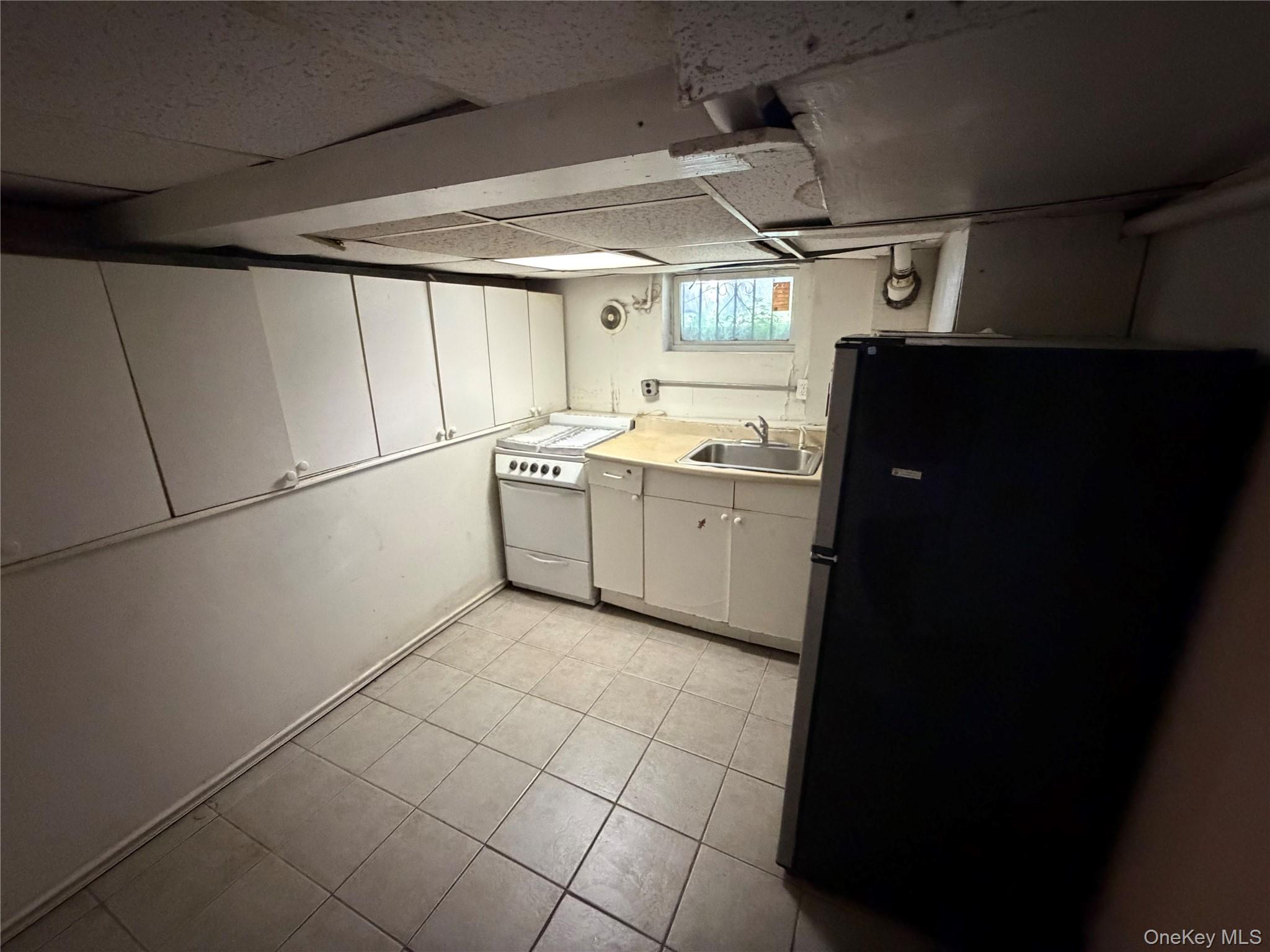 39-68 59th Street Property Photo 26