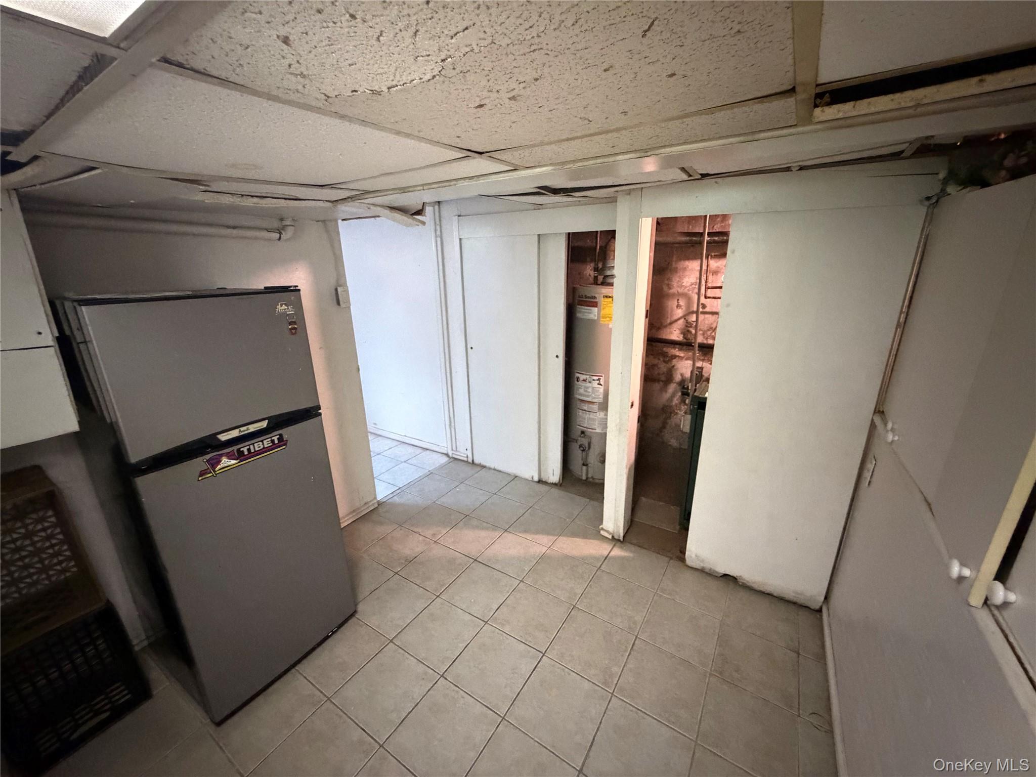 39-68 59th Street Property Photo 27