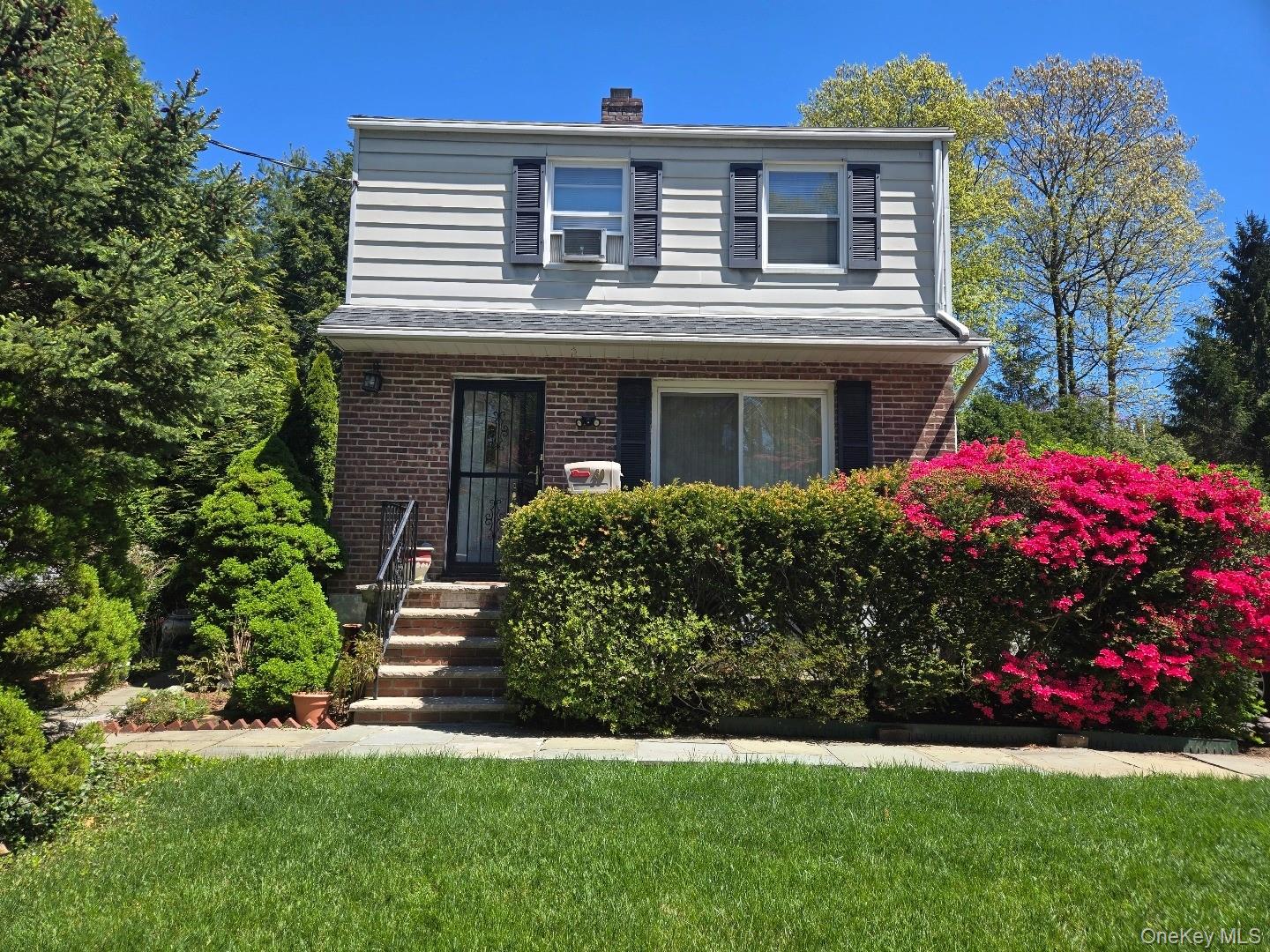 30 Greenvale Circle Property Photo 1