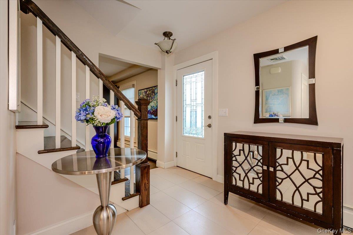 8 Curlew Place Property Photo 2