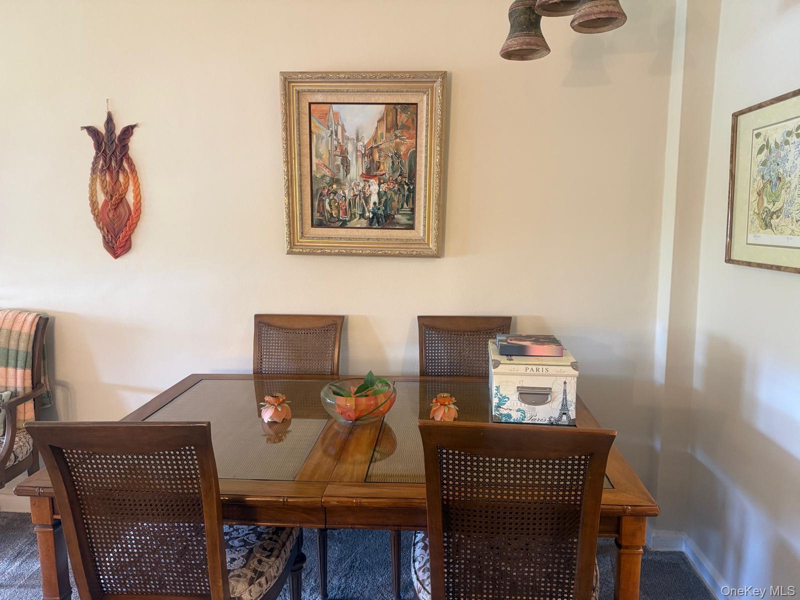 29 Woodmere Boulevard 2-b Property Photo 11