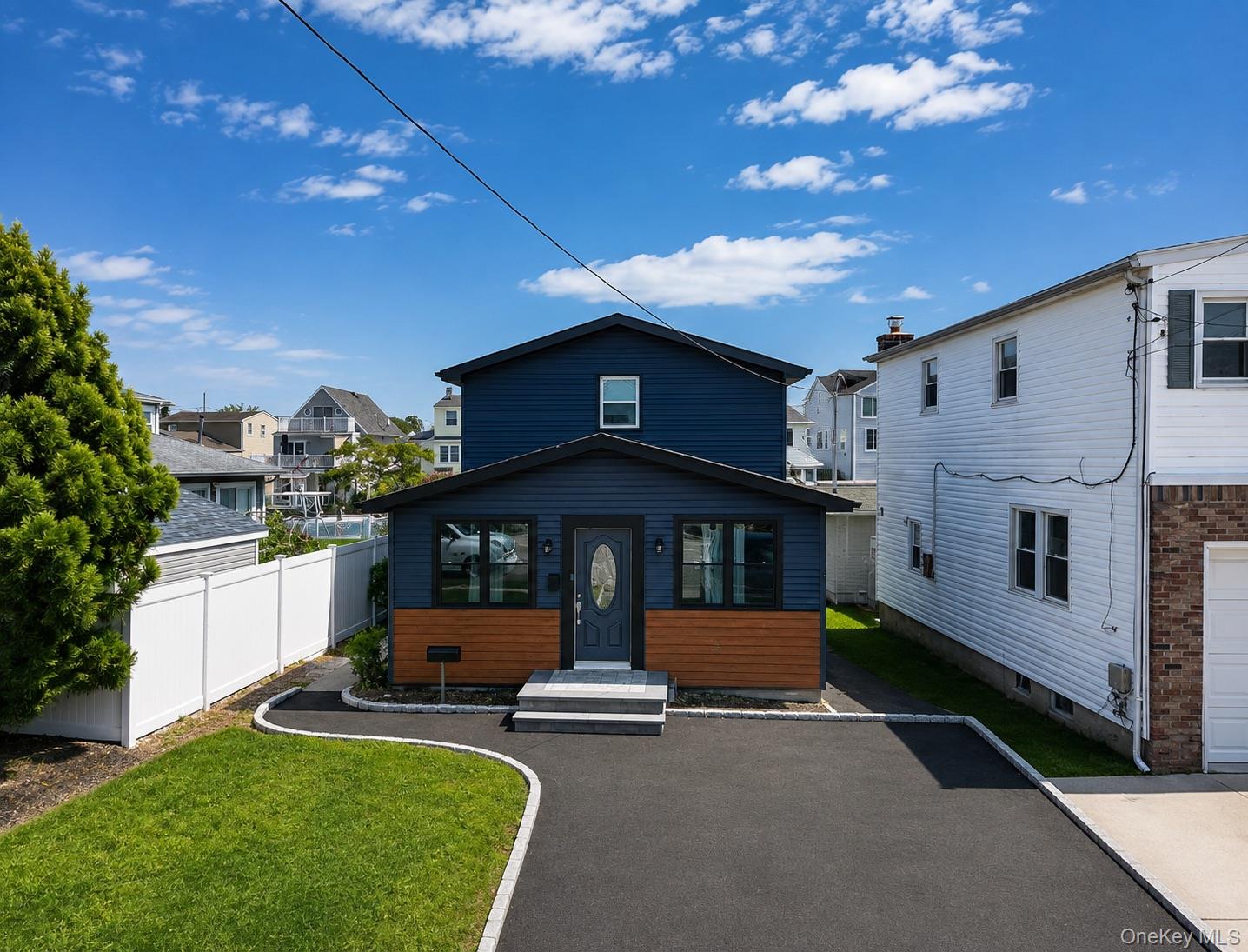 55 Alhambra Road Property Photo 1