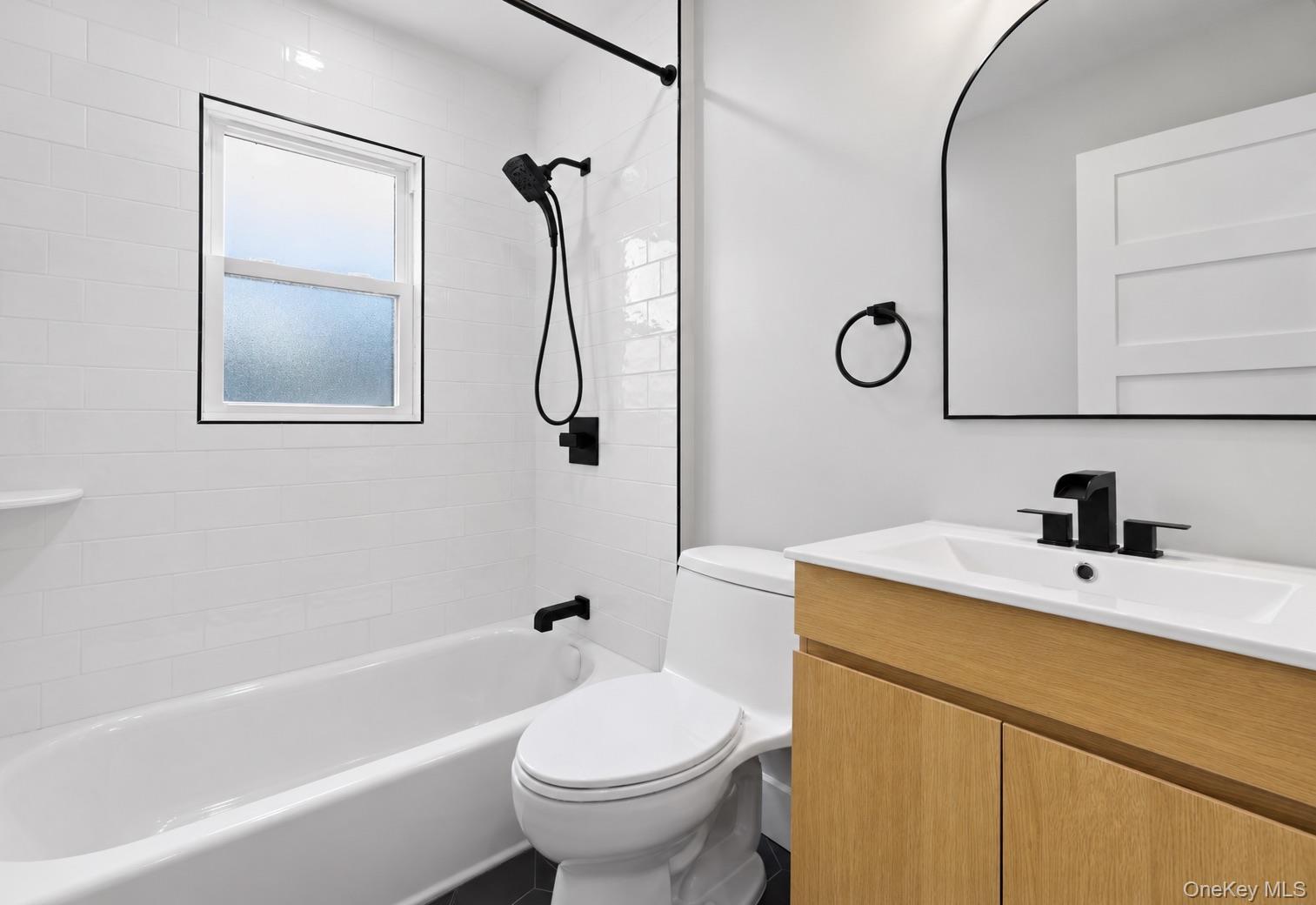 55 Alhambra Road Property Photo 33