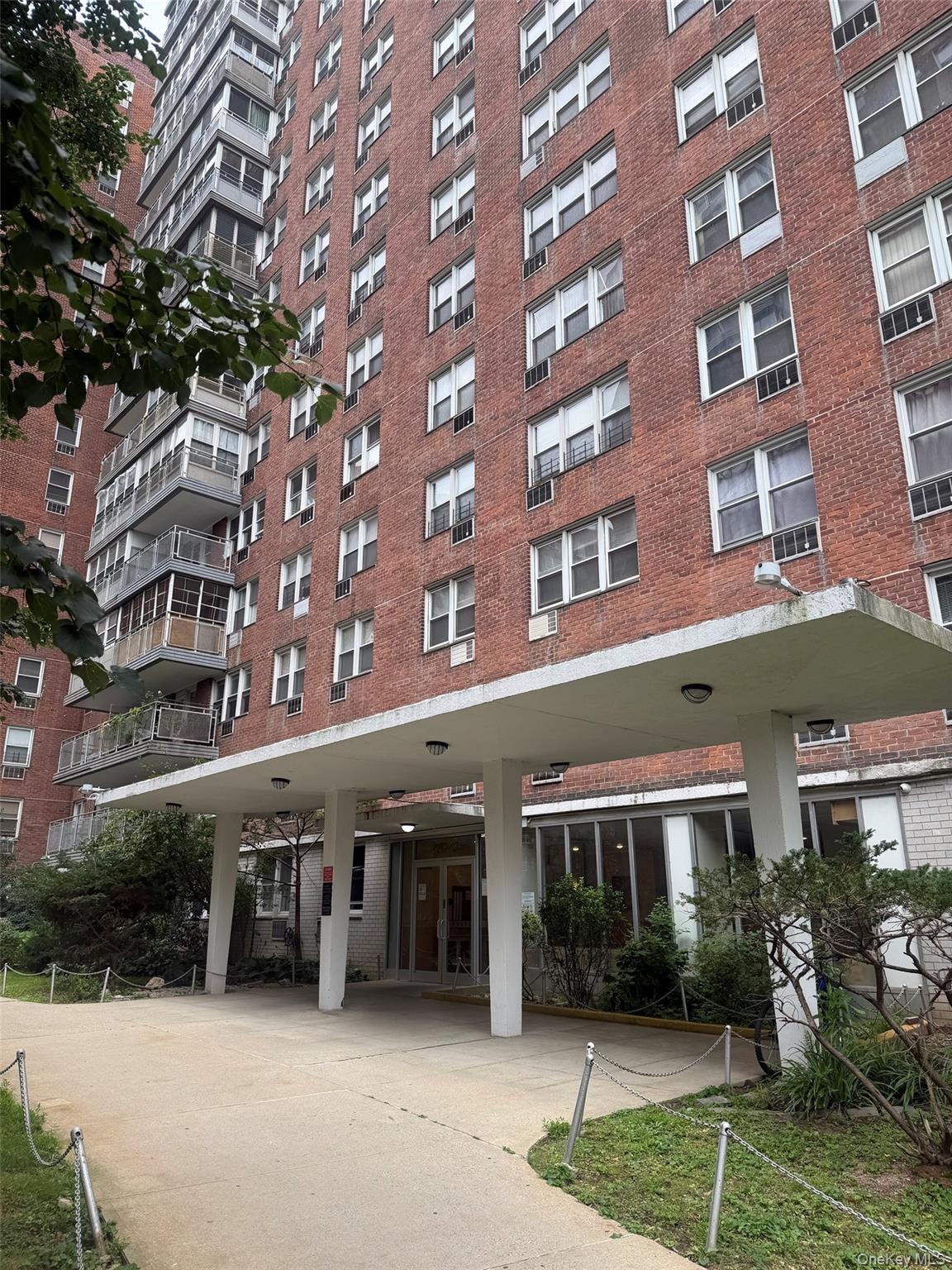 138-10 Franklin Avenue 6k Property Photo 2
