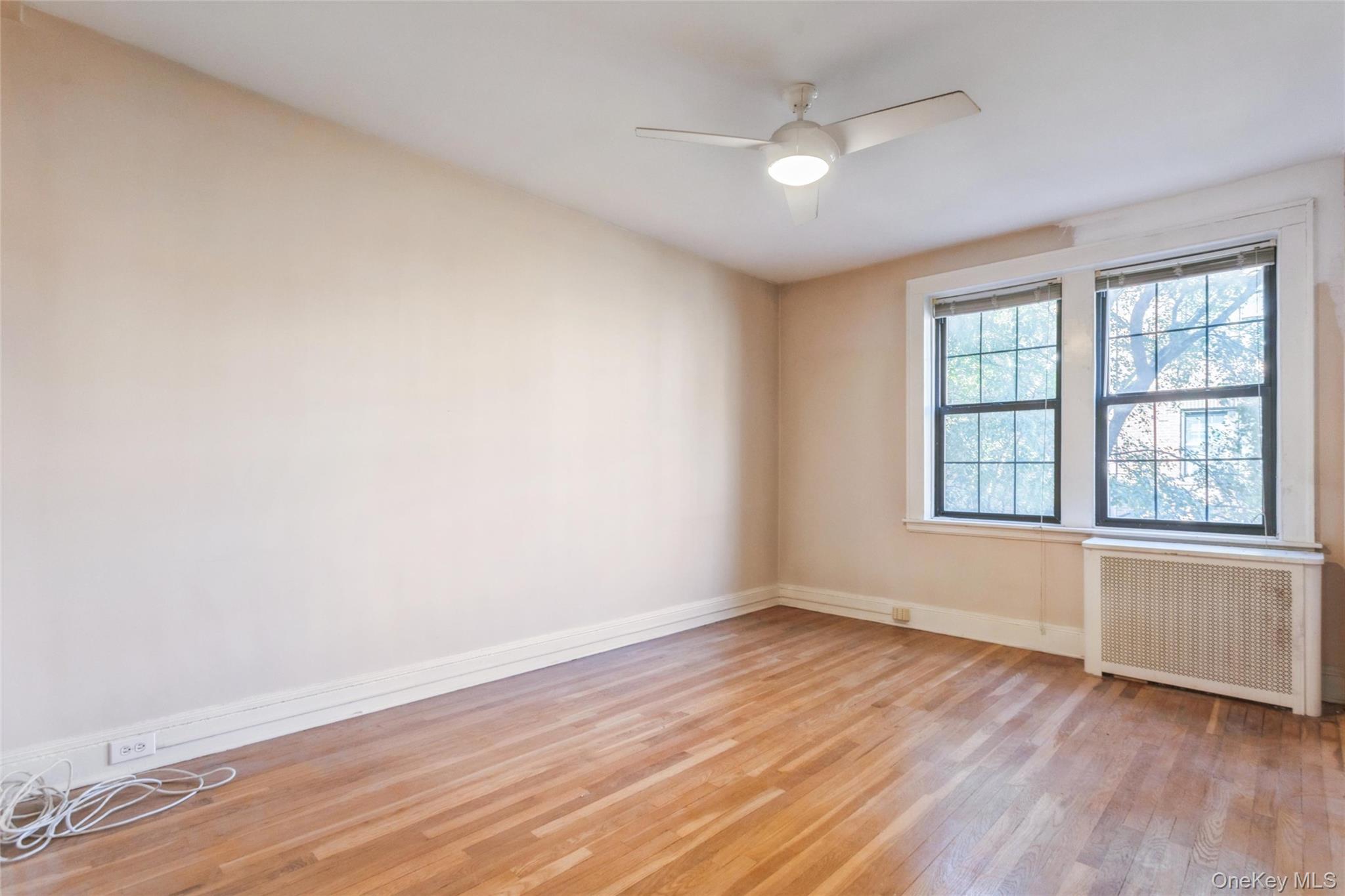 68-36 Burns Street D1 Property Photo 5