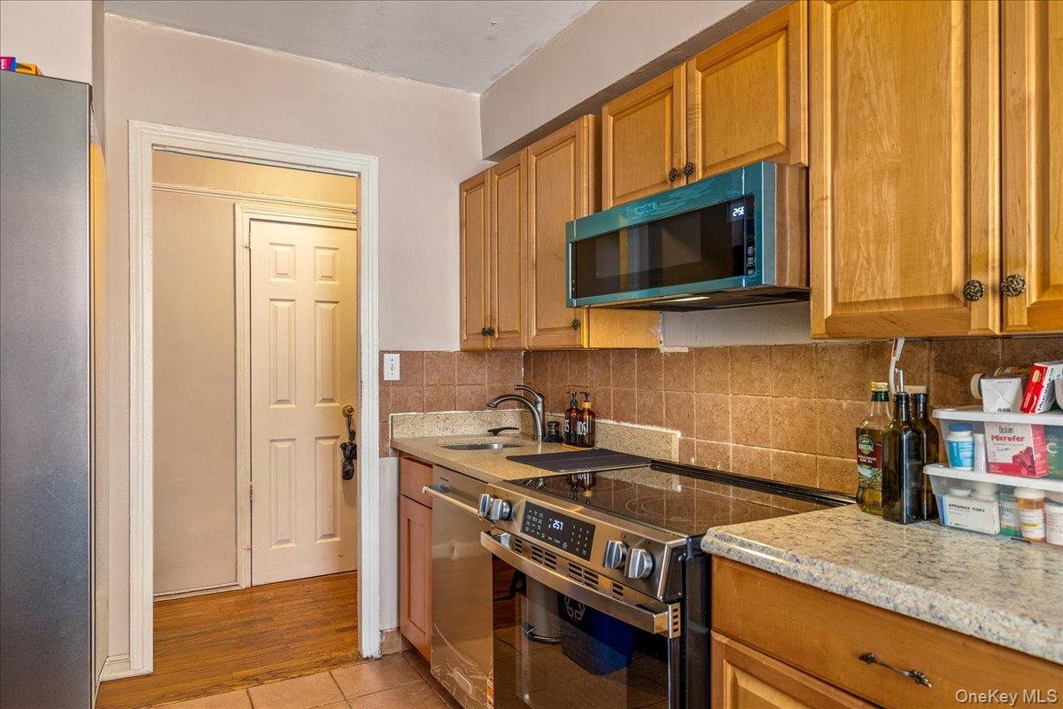 181 73rd Street 446 Property Photo 9