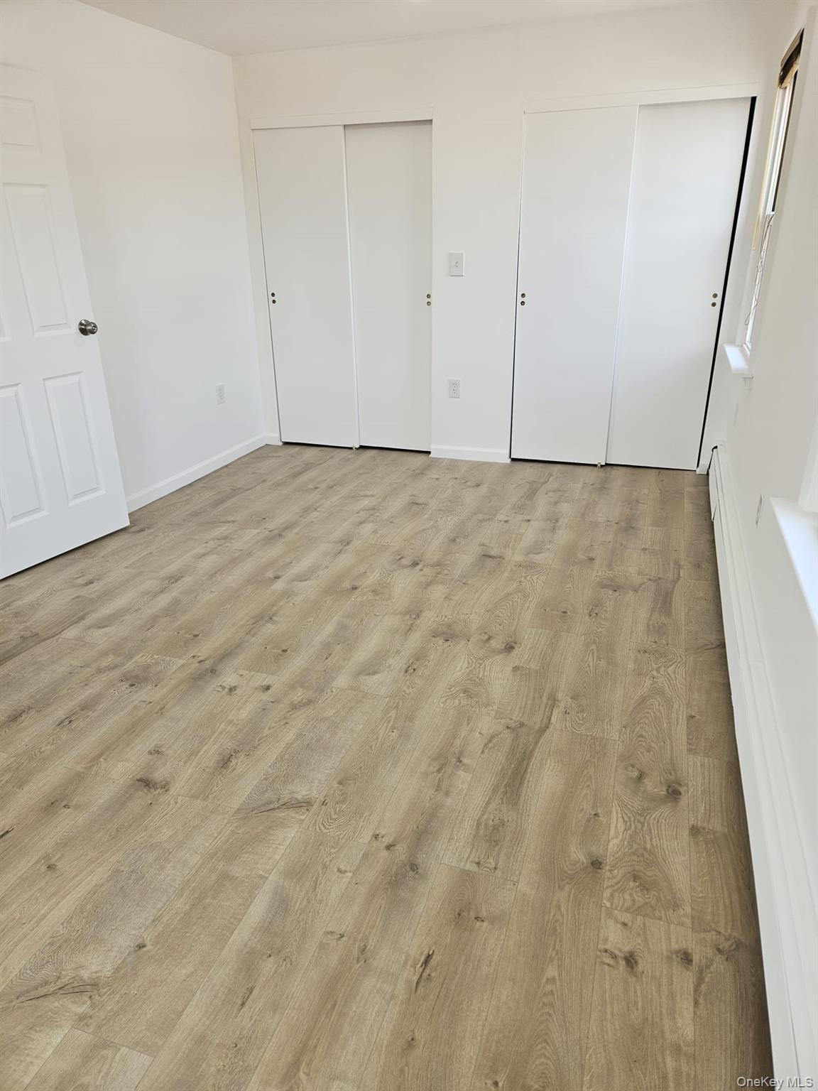 480 Westbury Avenue Property Photo 6