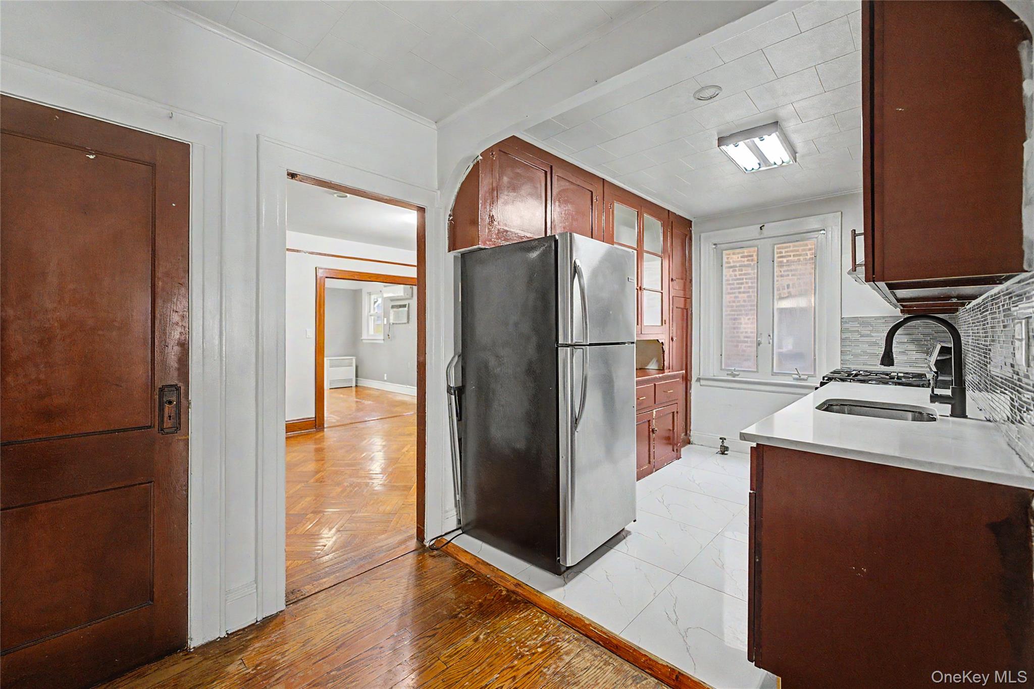 5962 61st Street Property Photo 8