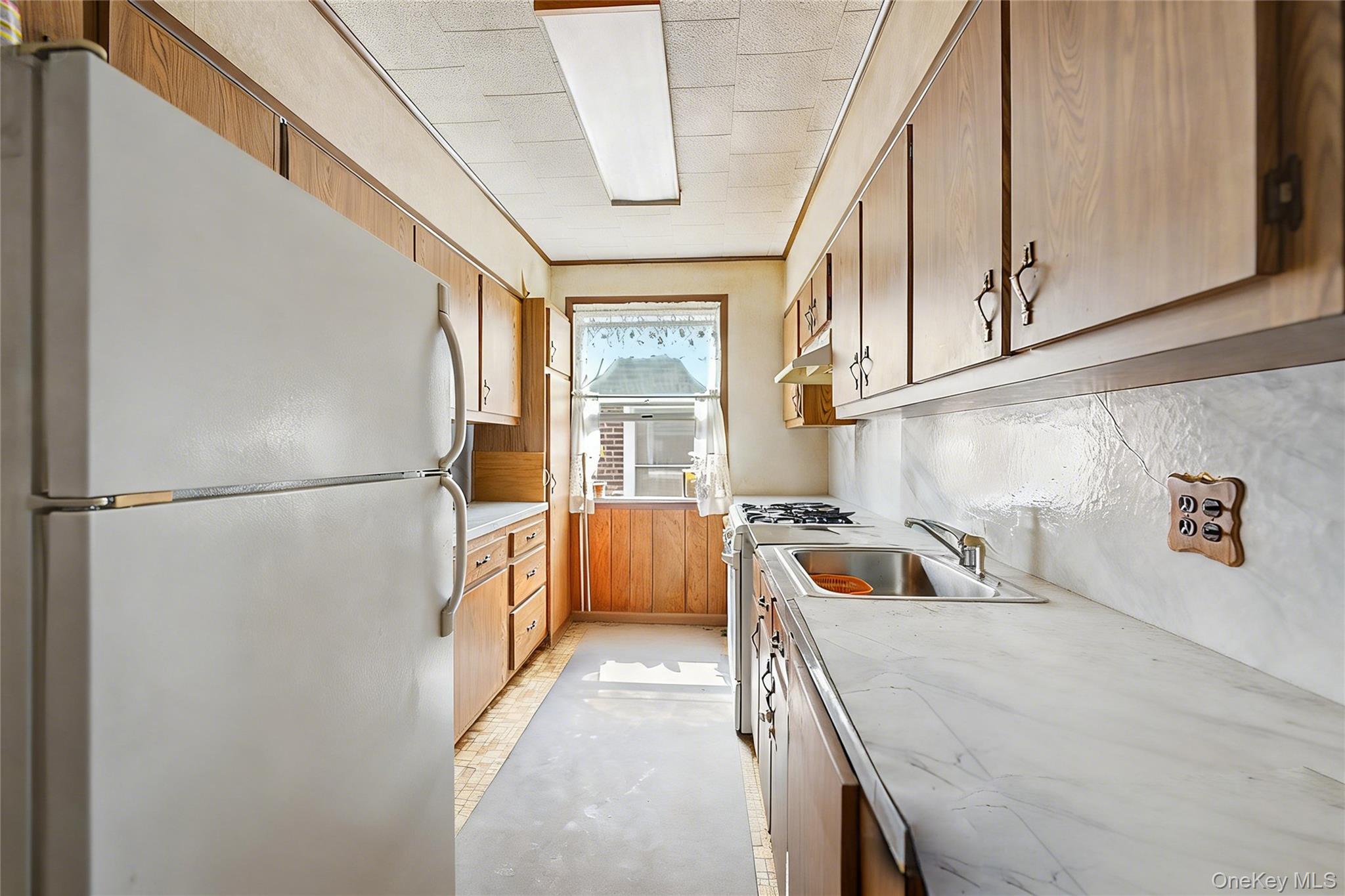 5962 61st Street Property Photo 15