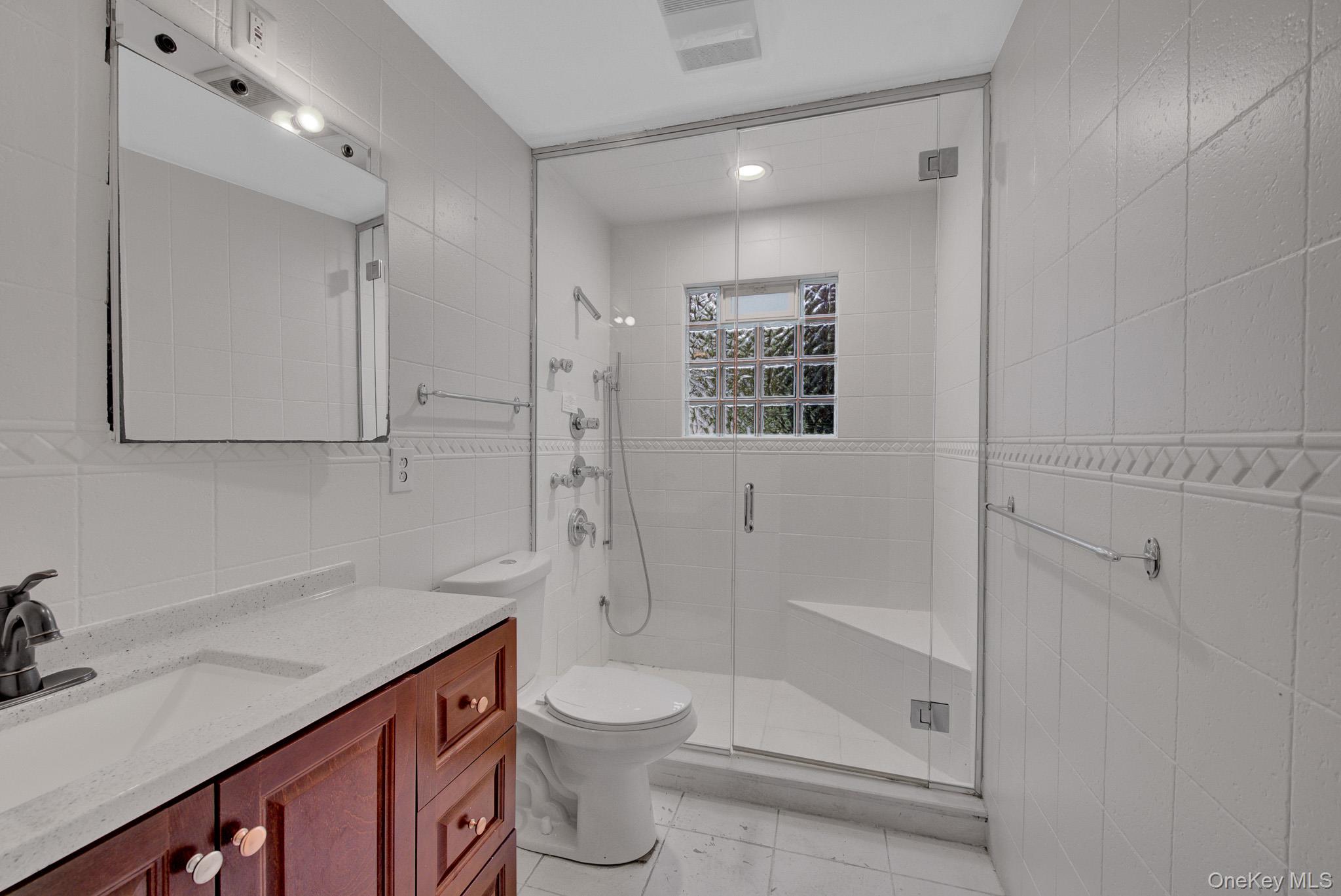 549 Woodbury Road Property Photo 22