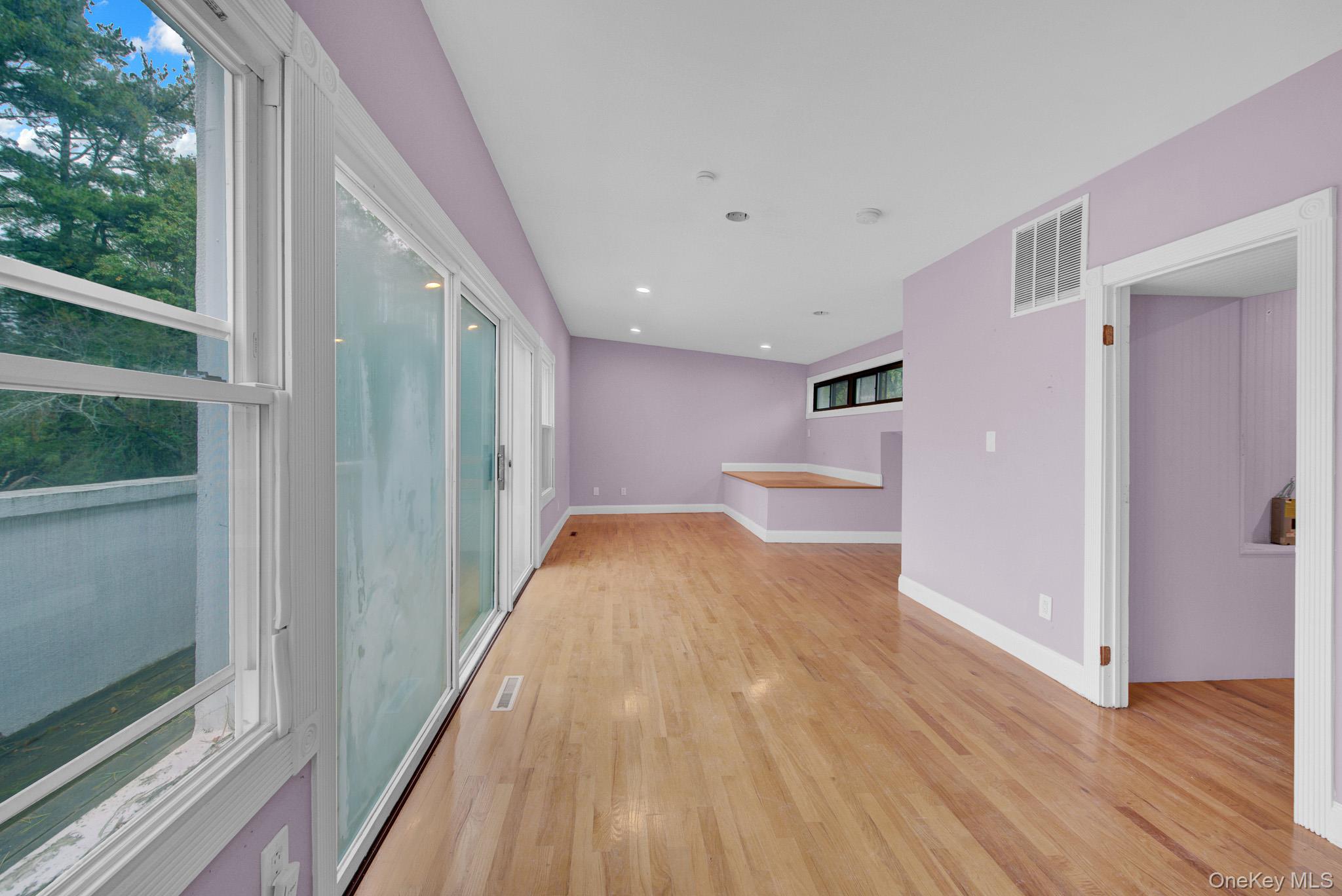 549 Woodbury Road Property Photo 28