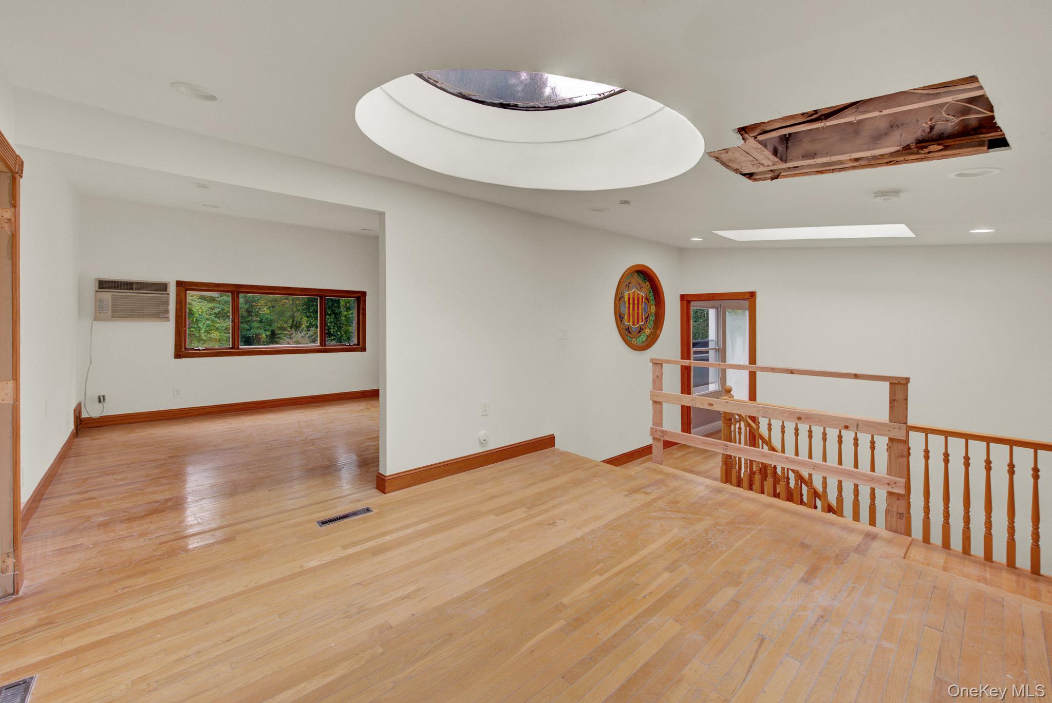 549 Woodbury Road Property Photo 32