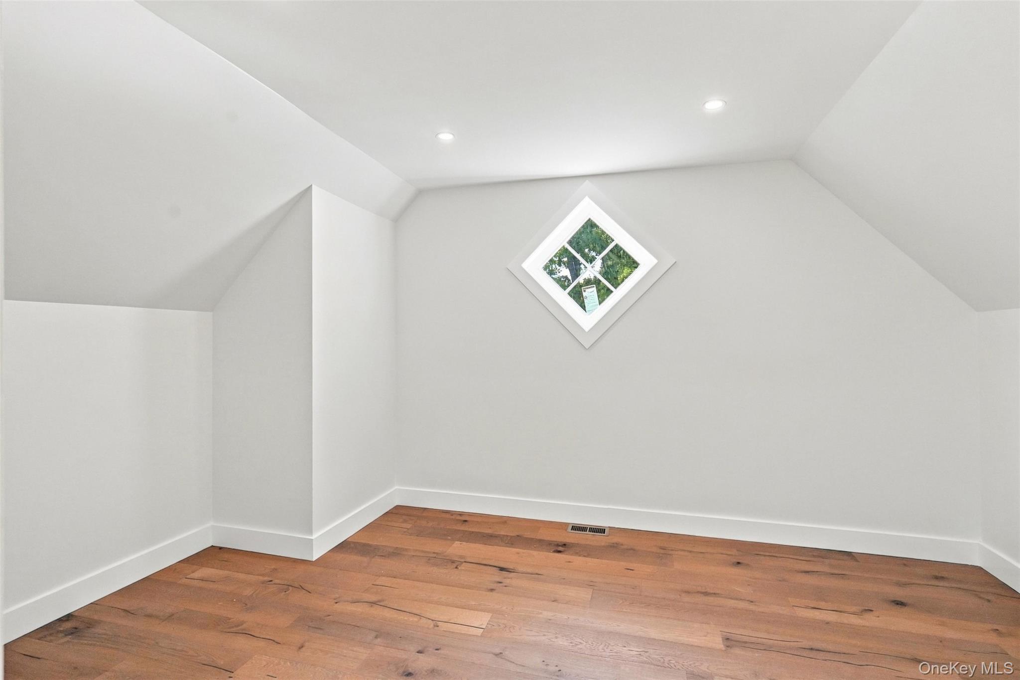 34 Innis Avenue Property Photo 42