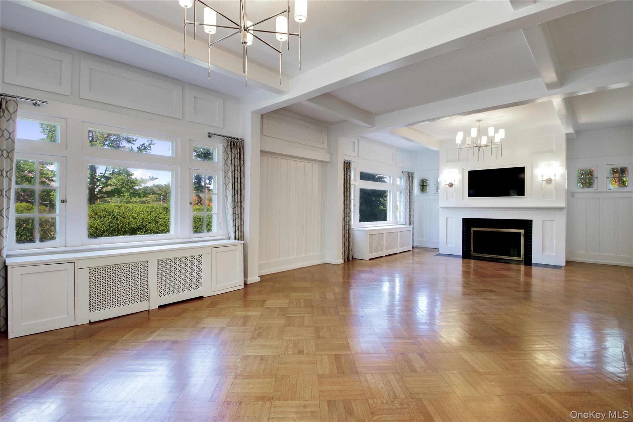 92 6th Street Property Photo 5