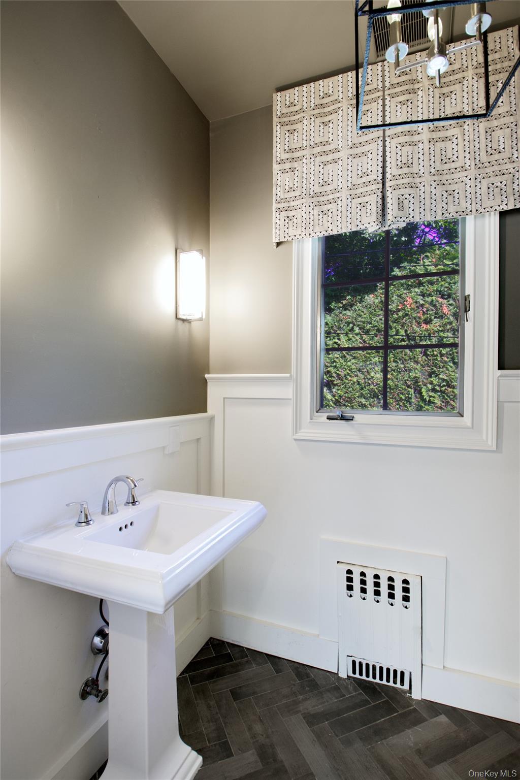 92 6th Street Property Photo 10