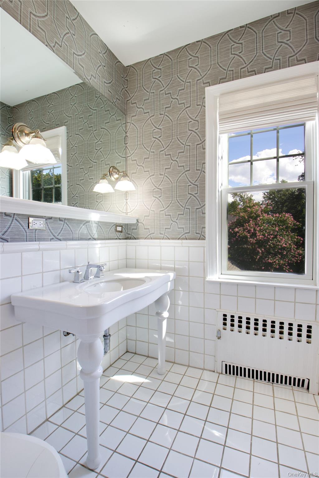 92 6th Street Property Photo 14