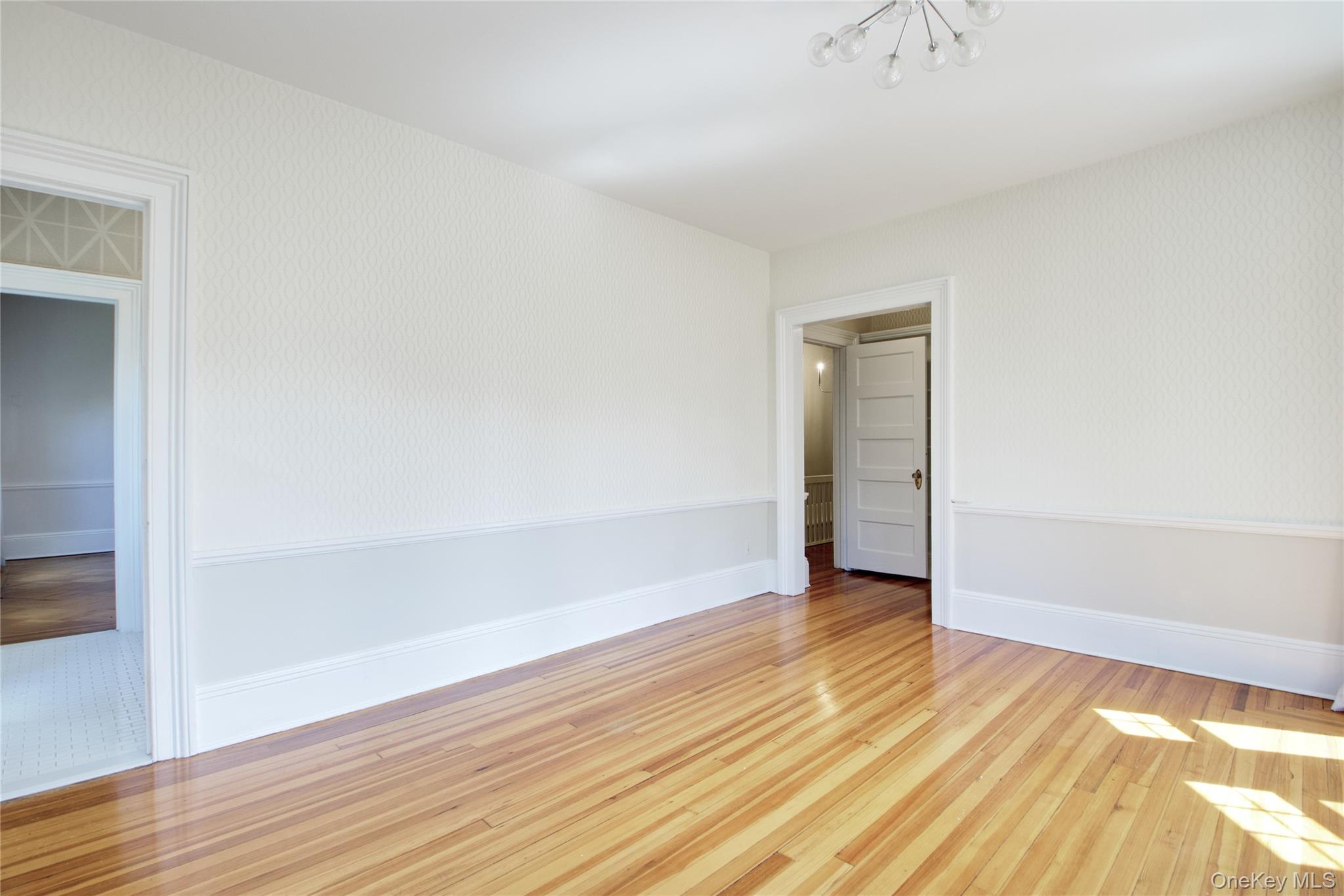 92 6th Street Property Photo 16