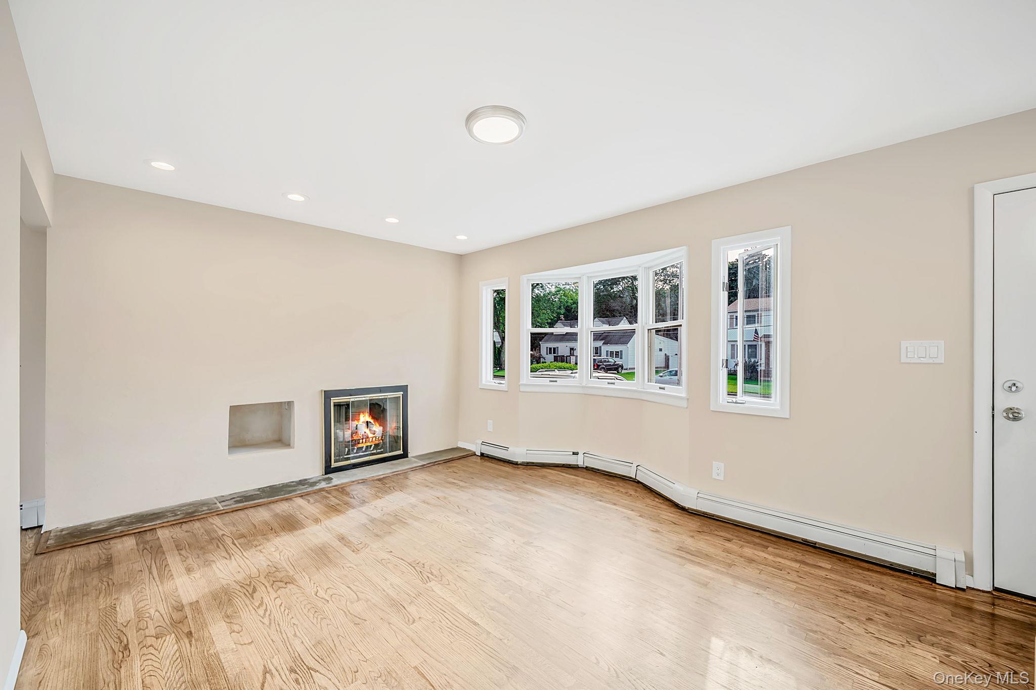 35 Colony Road Property Photo 12