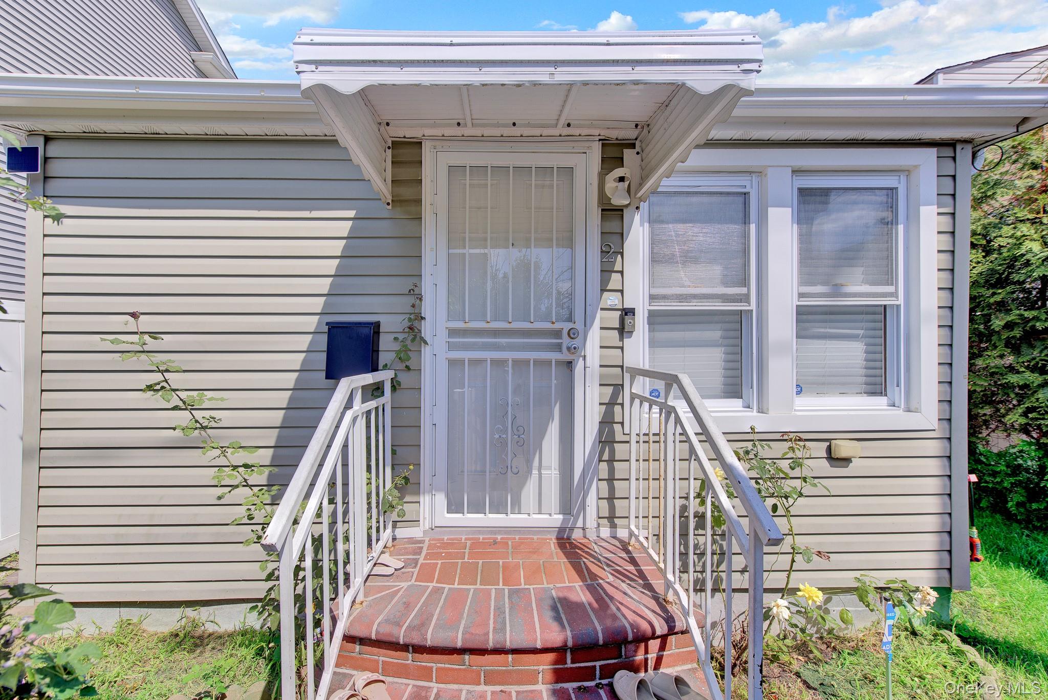 2 Sampson Street Property Photo 2
