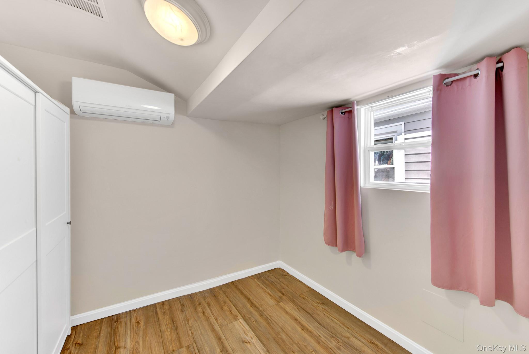 2 Sampson Street Property Photo 9