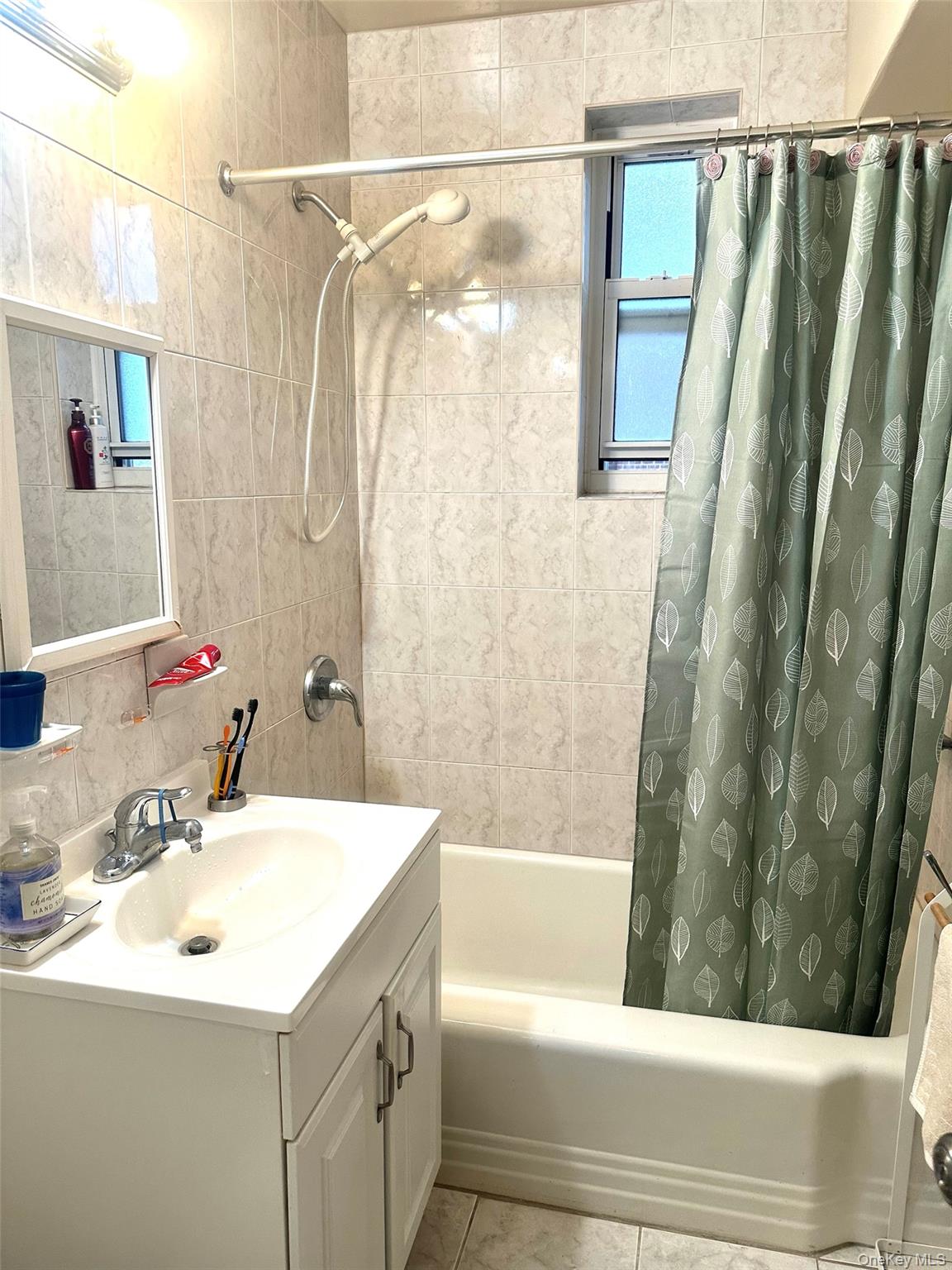 30-11 Parsons Boulevard 5a Property Photo 2