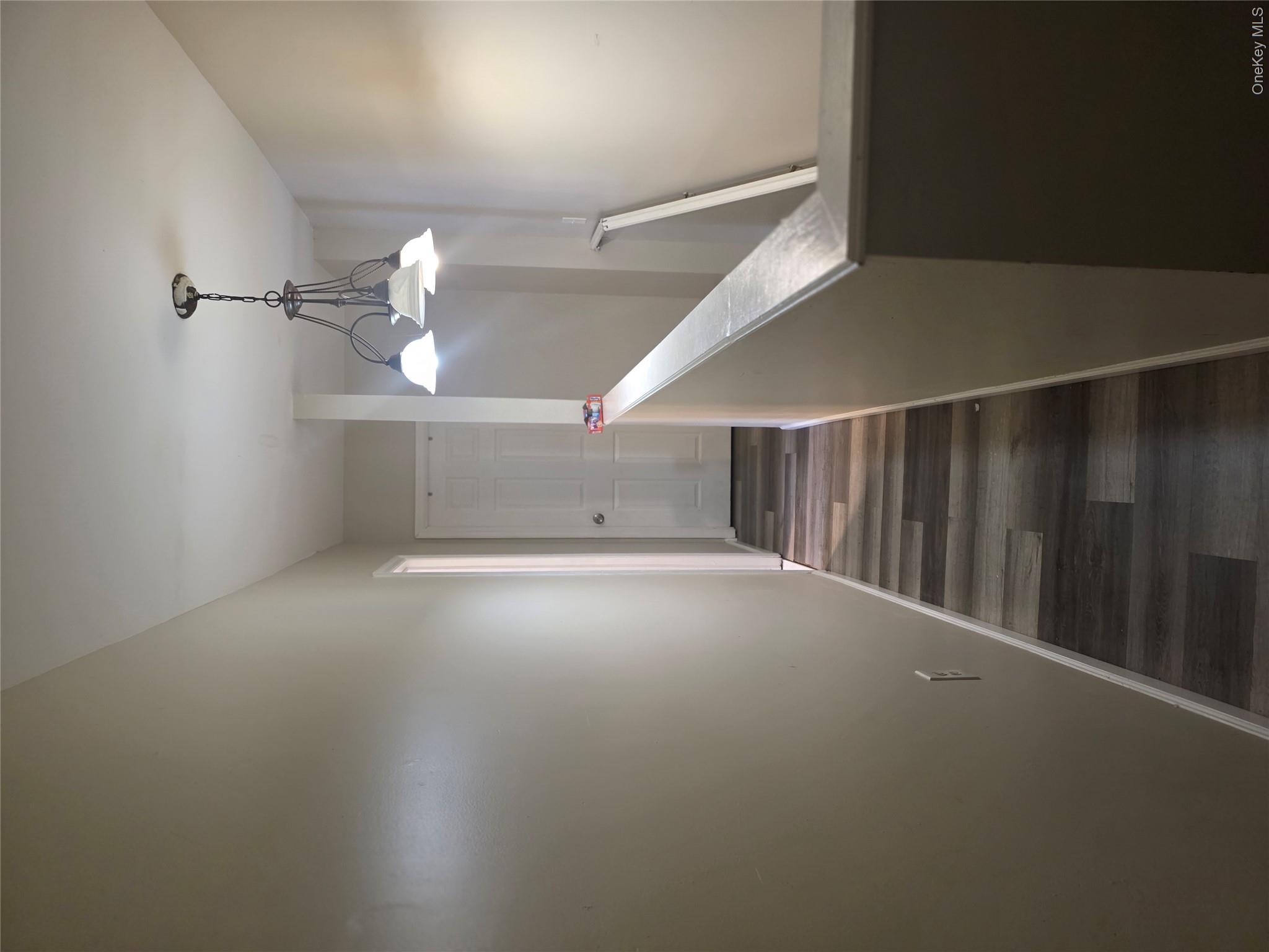 344 Mansion Street B Property Photo 23